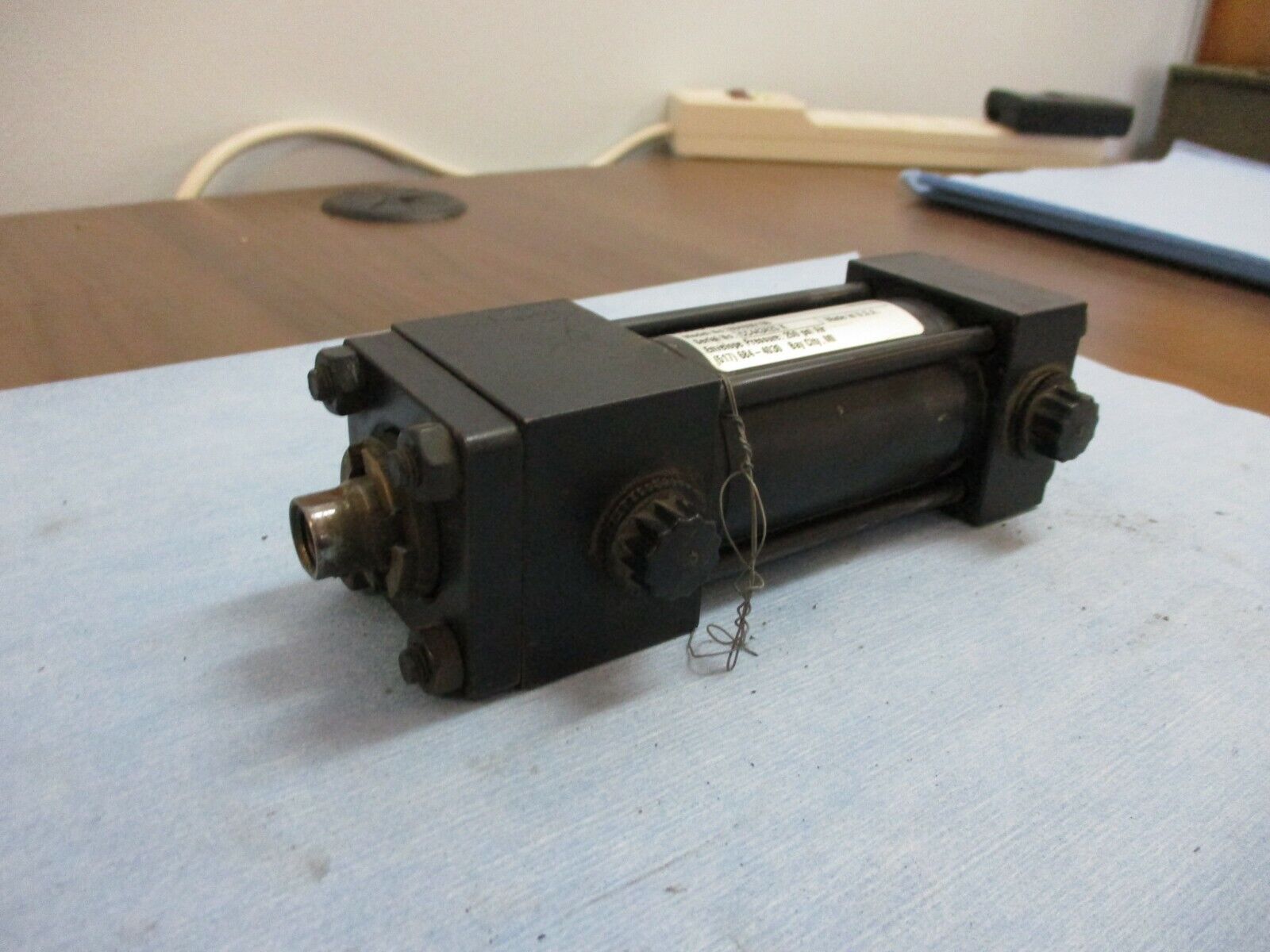 RWC Air Cylinder 884606100 250 PSI Used