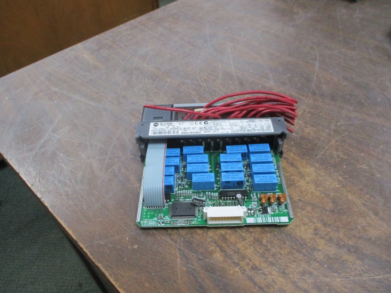 Allen-Bradley SLC 500 Output Module 1746-OW16 Ser D. DIR/VIR: 95320969/03 Used