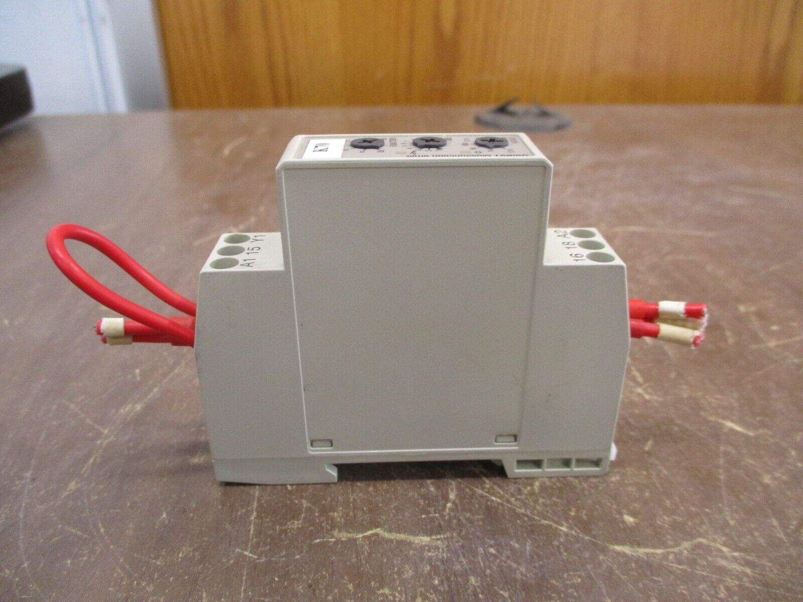 Carlo Gavazzi DMB51 Multifunction Timer DMB51CM24 24-120VAC 24VDC Used