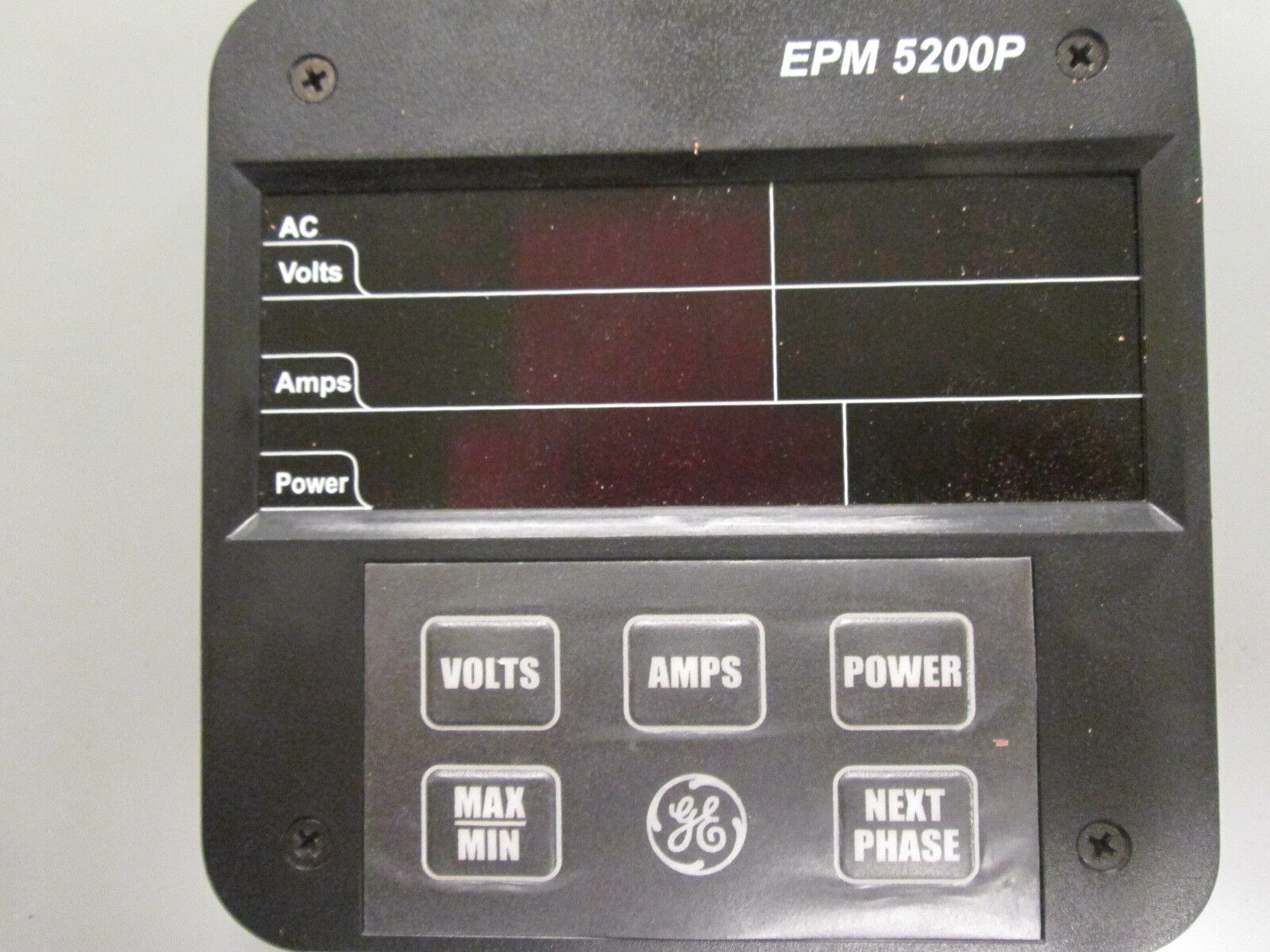 GE Spectra Series Power Meter w/ Disconnect APM4803E520 480V 50/60Hz 3Ph 3W Used