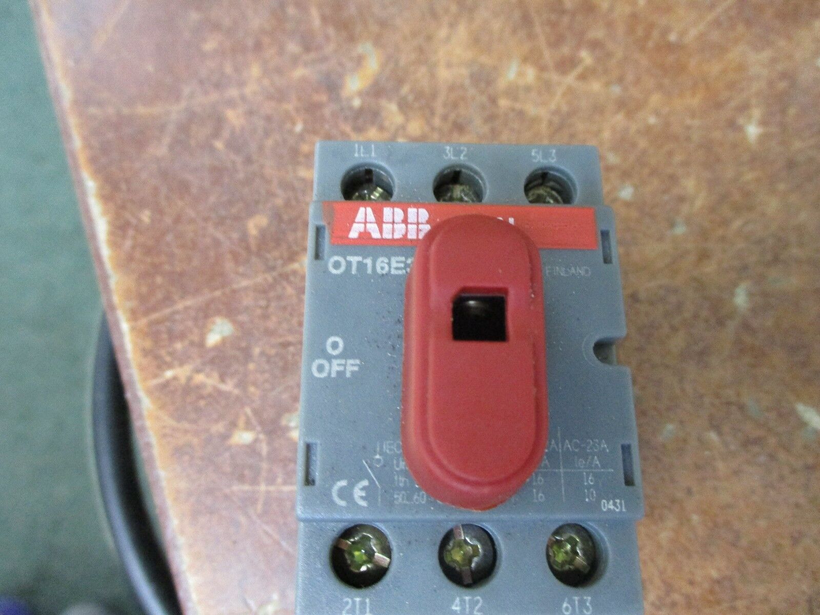 ABB Disconnect Switch OT16E3 16A 600V 3P No Handle Used