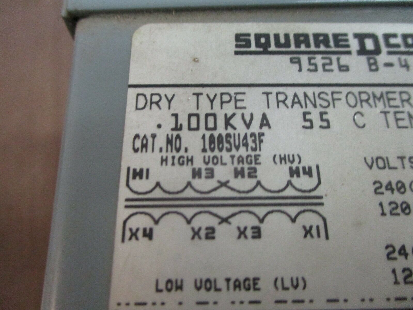 Square D Type 3R Transformer 100SV43F 0.100kVA Pri: 120/240V Sec: 12/24V 60Hz