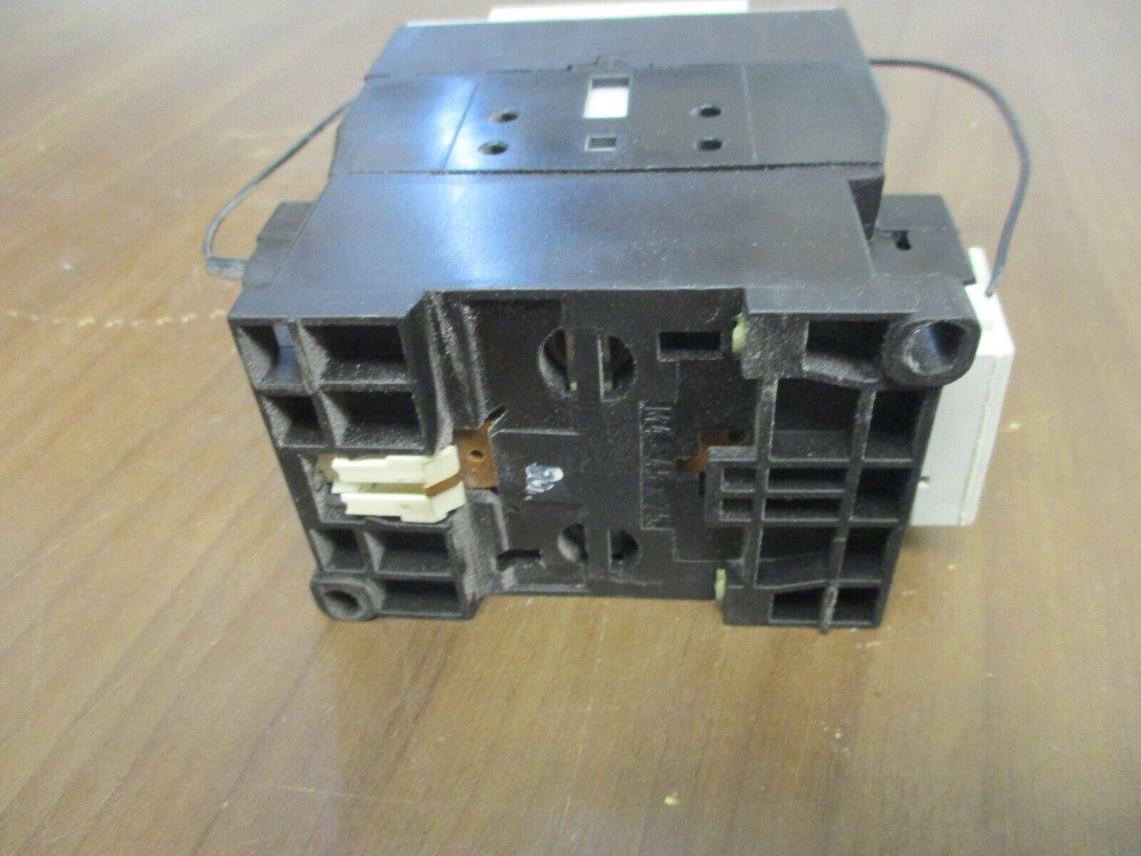 Siemens Contactor 3TF3500-0A 230V Coil 55A 600V w/ (3) Aux Contacts Used