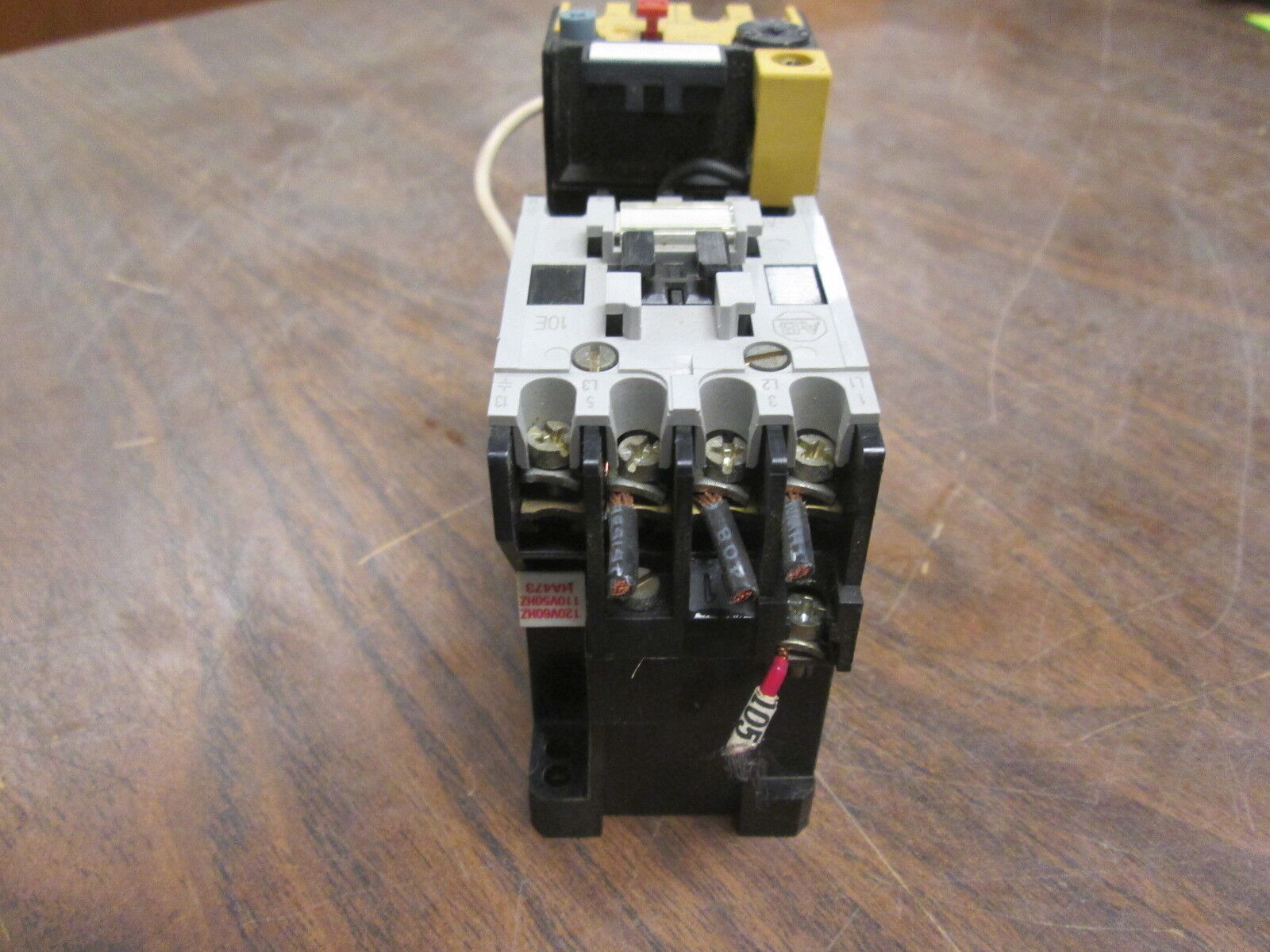 Allen-Bradley Starter 100-A09ND3/193-B5B30 120V Coil 9A 600V Trip: 2-3A Used