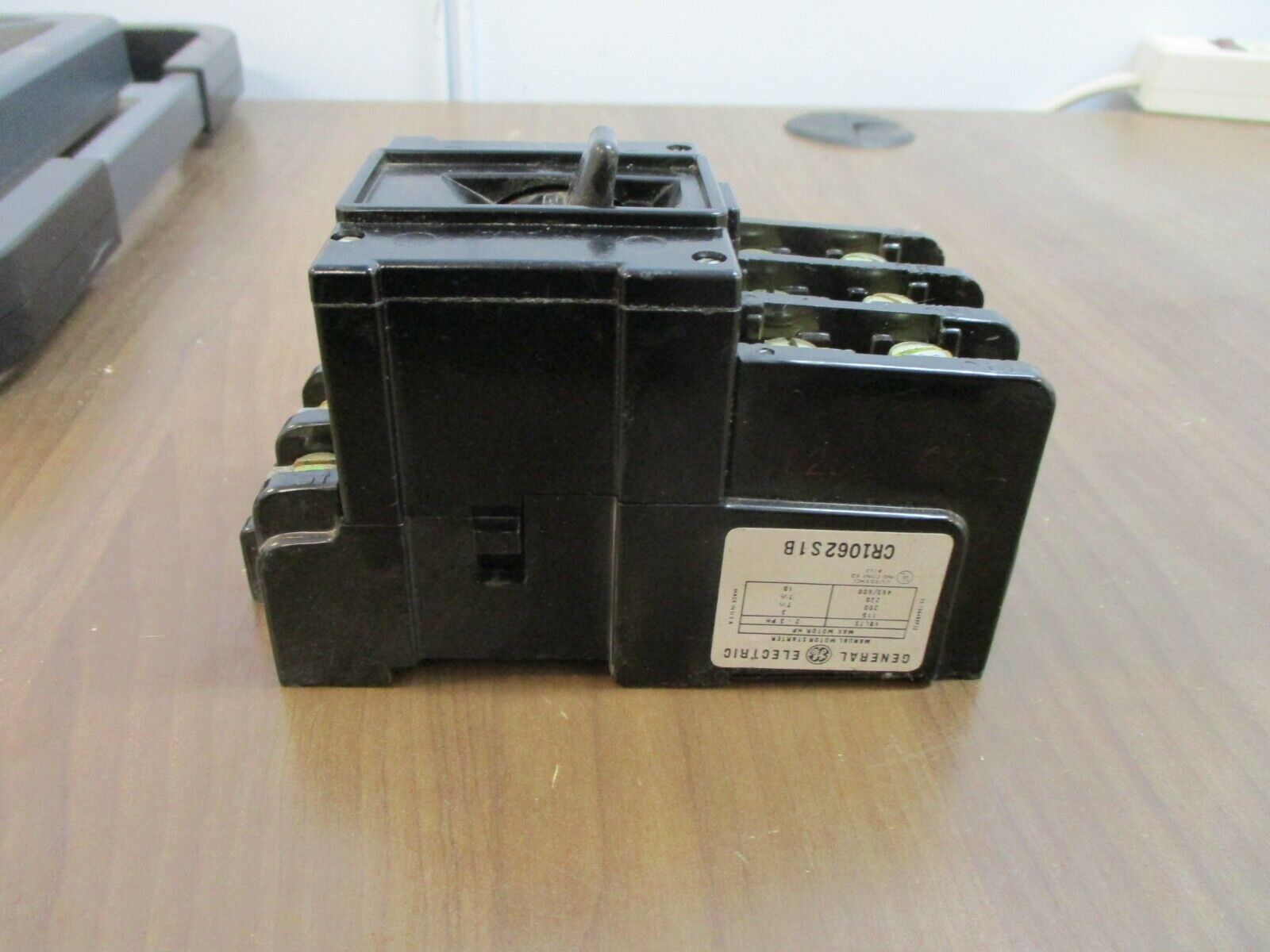 GE Manual Starter CR1062S1B 600V 10HP Used