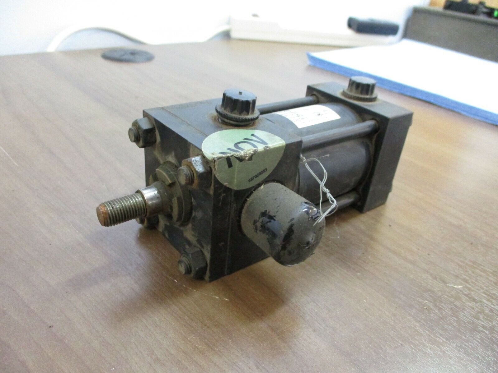 RWC Air Cylinder 885104107 250 PSI Used