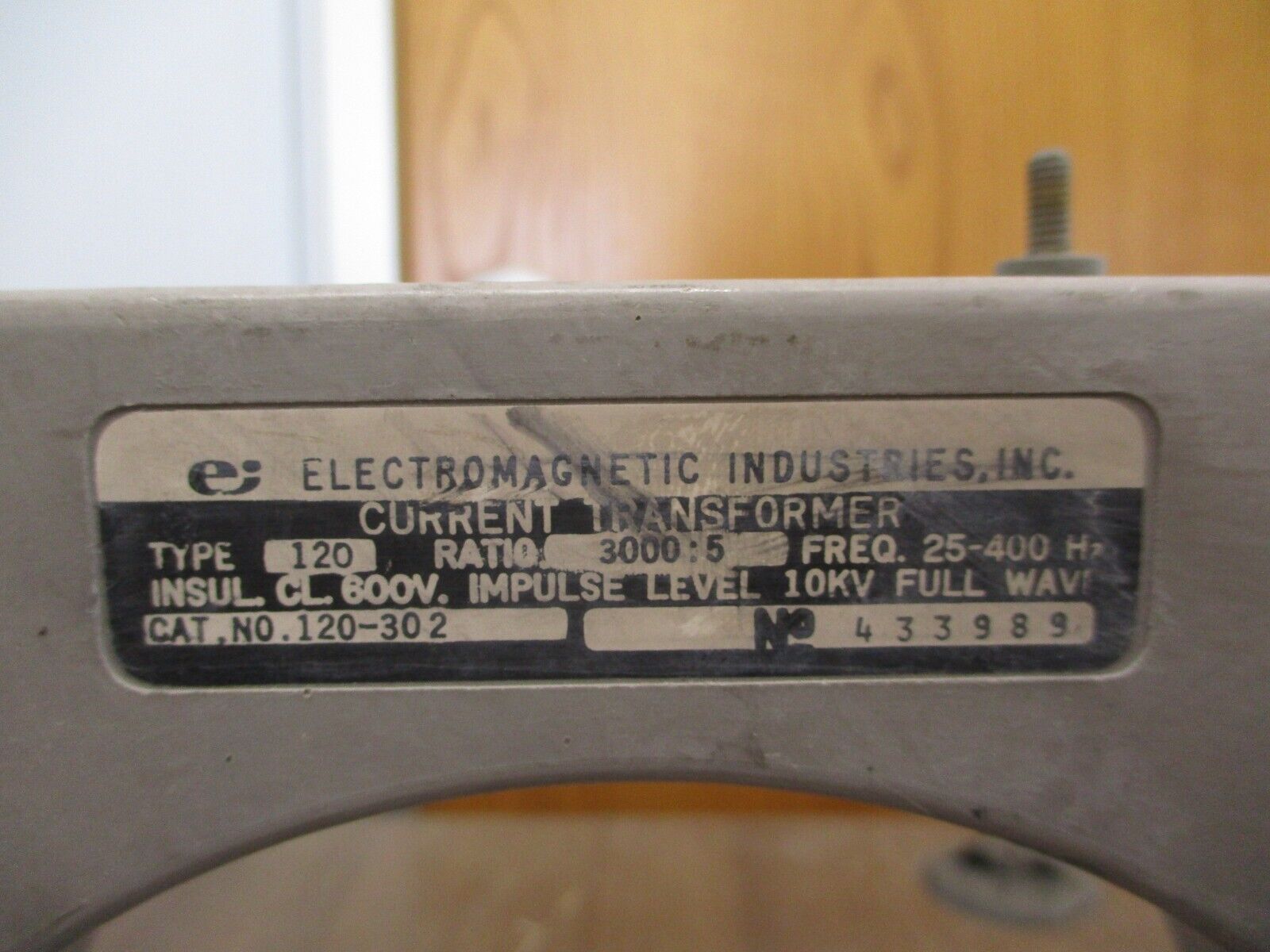 Electromagnetic Industries Current Transformer 120-302 Ratio 3000:5A 600V Used