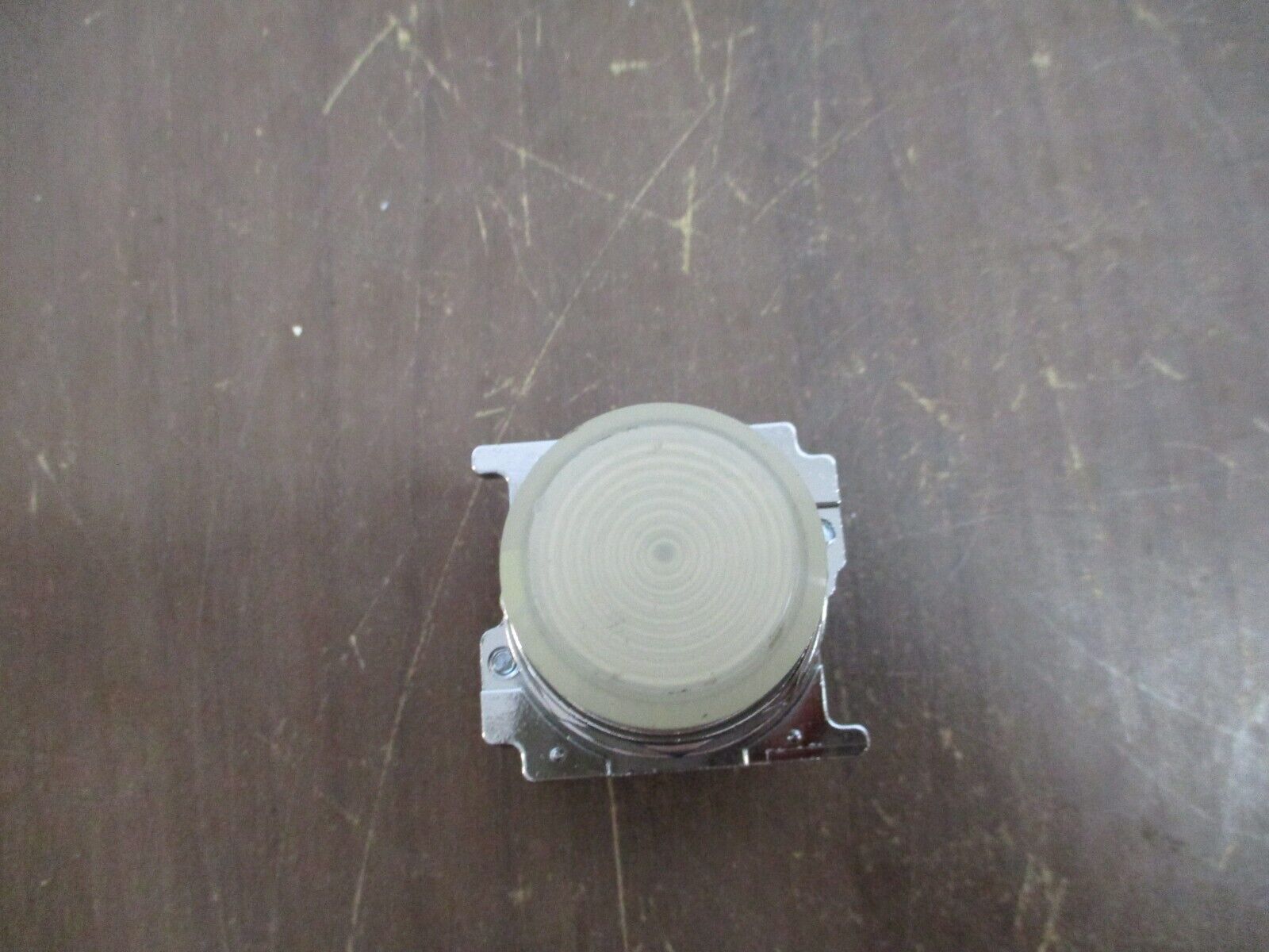 Cutler-Hammer Indicator Light 10250T/ 31000T White Used