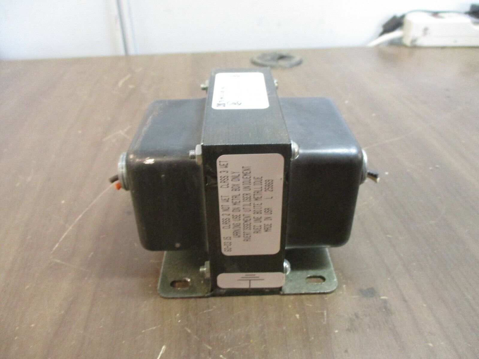 RE Technologies Transformer 691-U100 96VA Pri: 120V Sec: 24V 50/60Hz Used