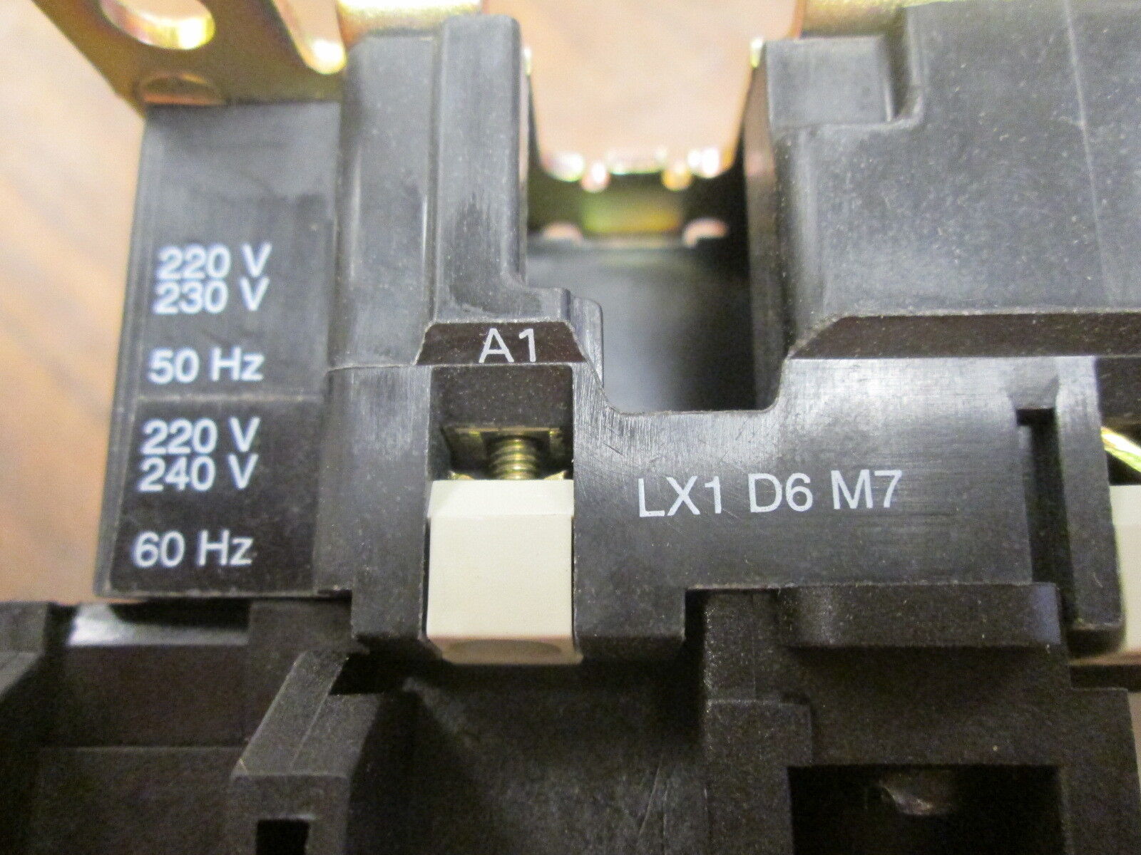 Square D Contactor LCI D8011M7 220/240V Coil New Surplus