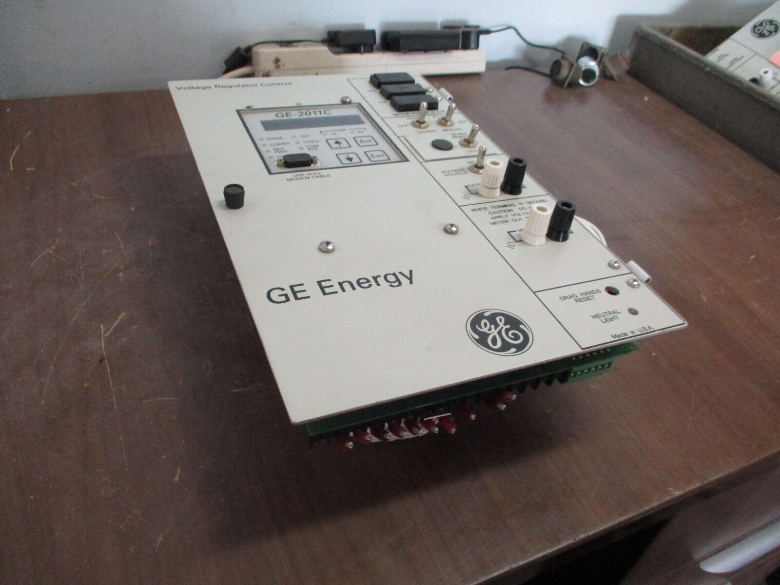 GE GE-2011C Voltage Regulator Control GE-2011C-6SL S/W: D-0146-08.02.03 Used