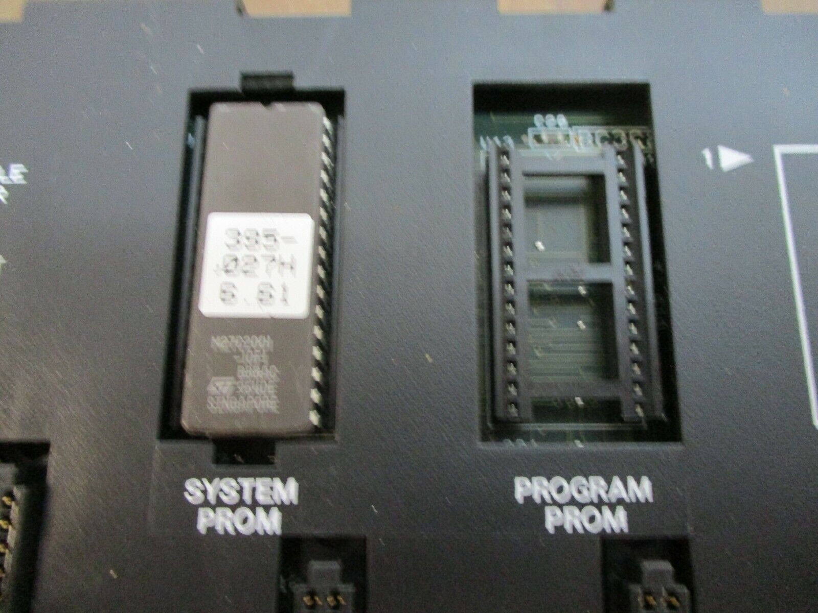 GE Fanuc Base IC693CPU311W 5-Slot Used