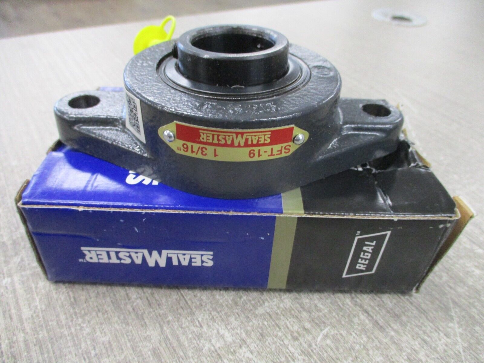 Seal Master Gold Line Flange Bearing SFT-19 1 3/16" New Surplus