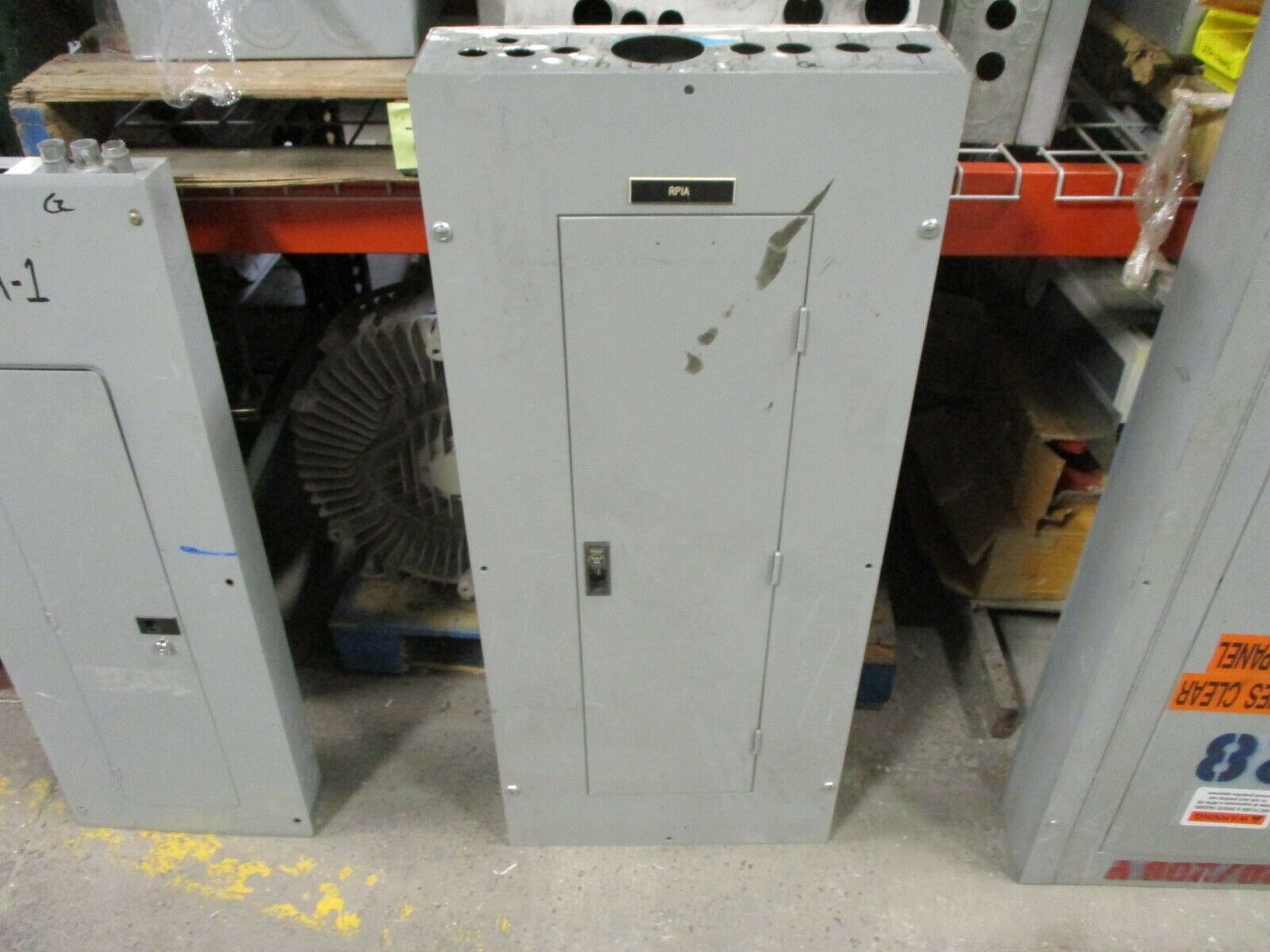 Westinghouse Main Breaker Circuit Breaker Panel 5158C03G04 225A Max 208Y/120 3Ph