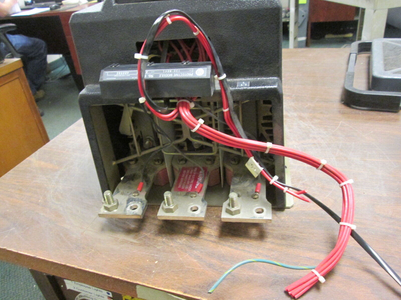 Allen-Bradley Soft Start 150-B180NBDB 150HP 180A 208-480V 3Ph 47-63Hz Used