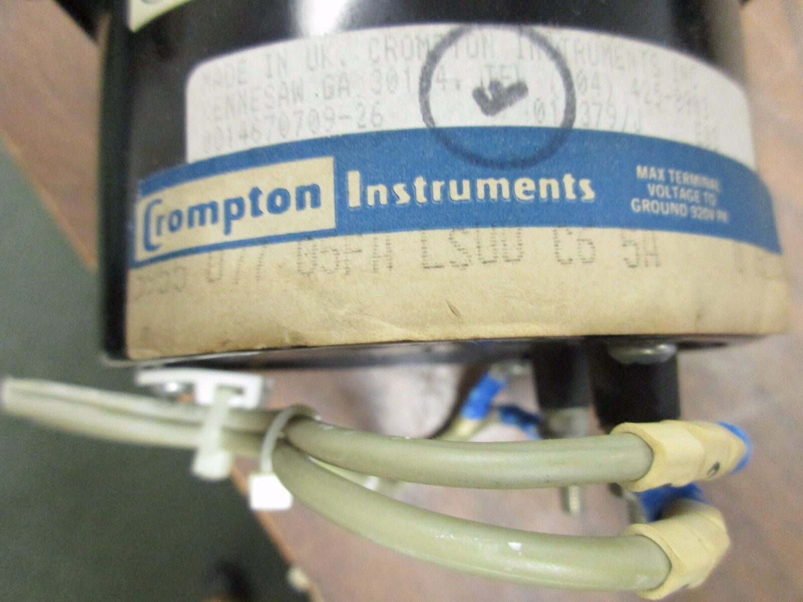 Crompton AC Ampmeter 3955 077 05FA LSUU C6 5A Range: 0-7500A Used