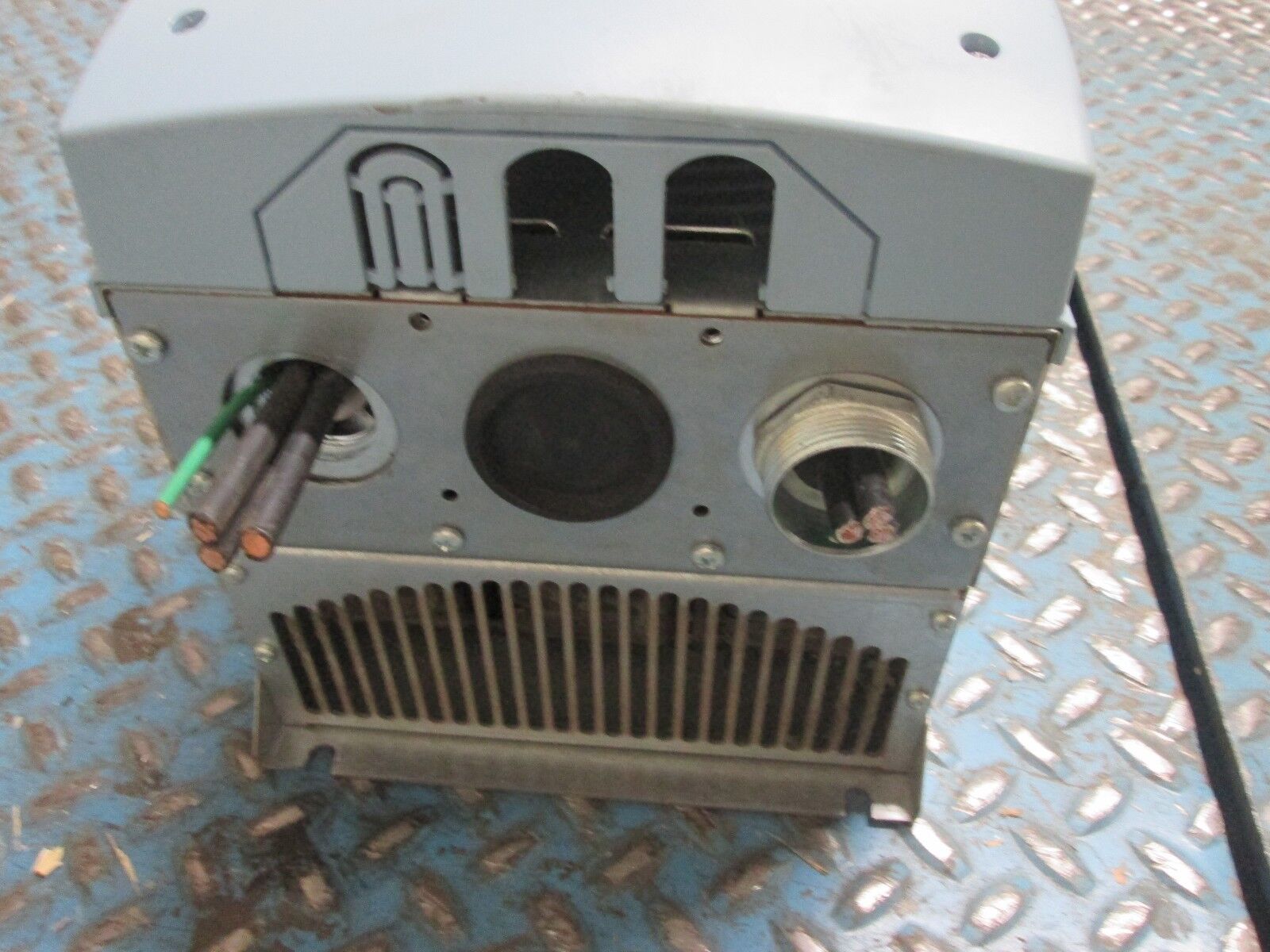 Cutler-Hammer HVX 9000 AC Drive HVX050A1-4A1N1CA 50HP 3Ph Used