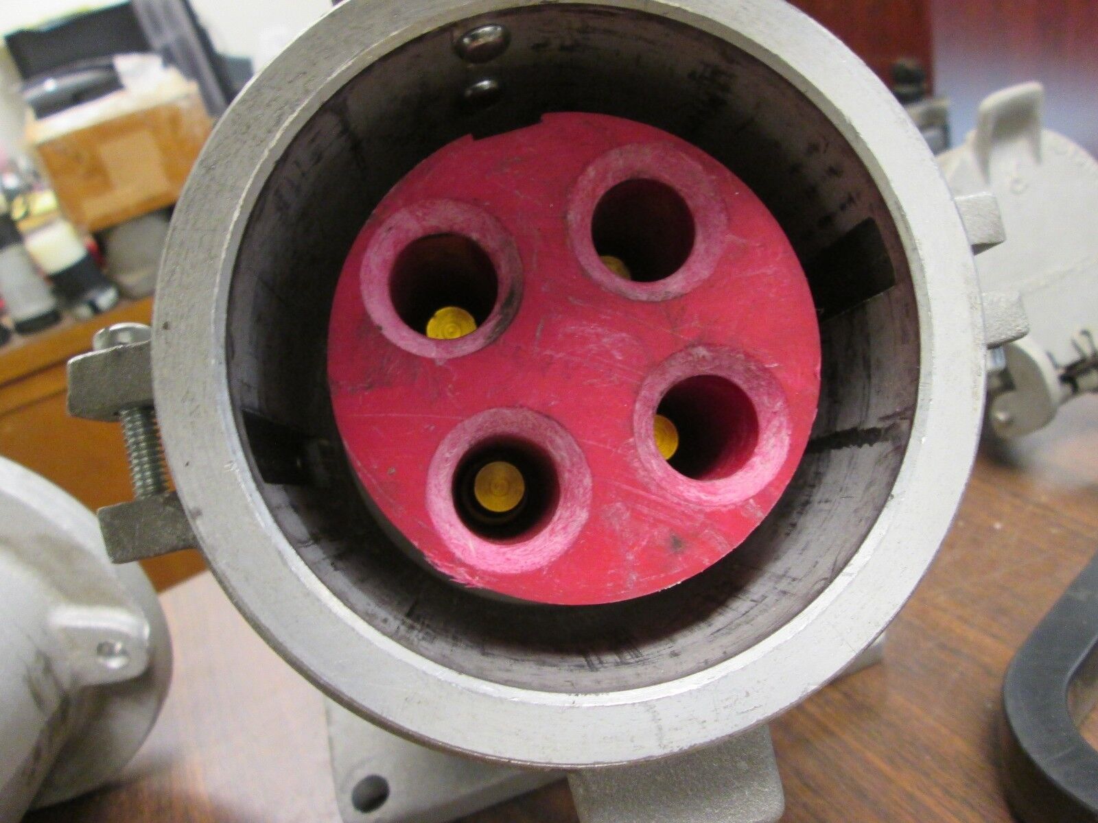 Crouse Hinds Arktite Receptacle w/ Base AR20412 200A 600V 4W 4P