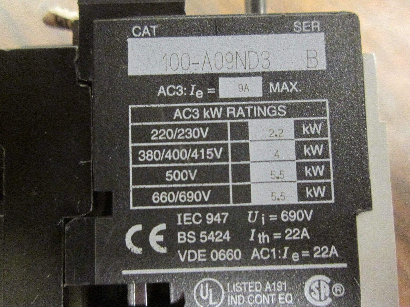 Allen-Bradley Starter 100-A09ND3/193-B5B30 120V Coil 9A 600V Trip: 2-3A Used