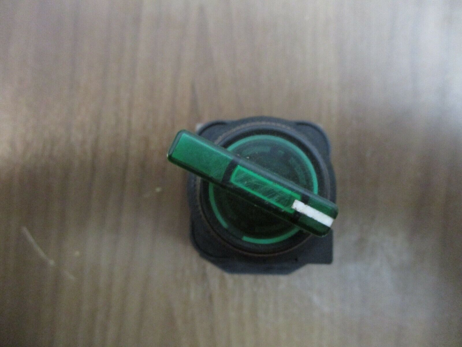 Allen-Bradley Illuminated Selector Switch 800H-16JRG17KB7AX Ser. F 120V 50/60Hz