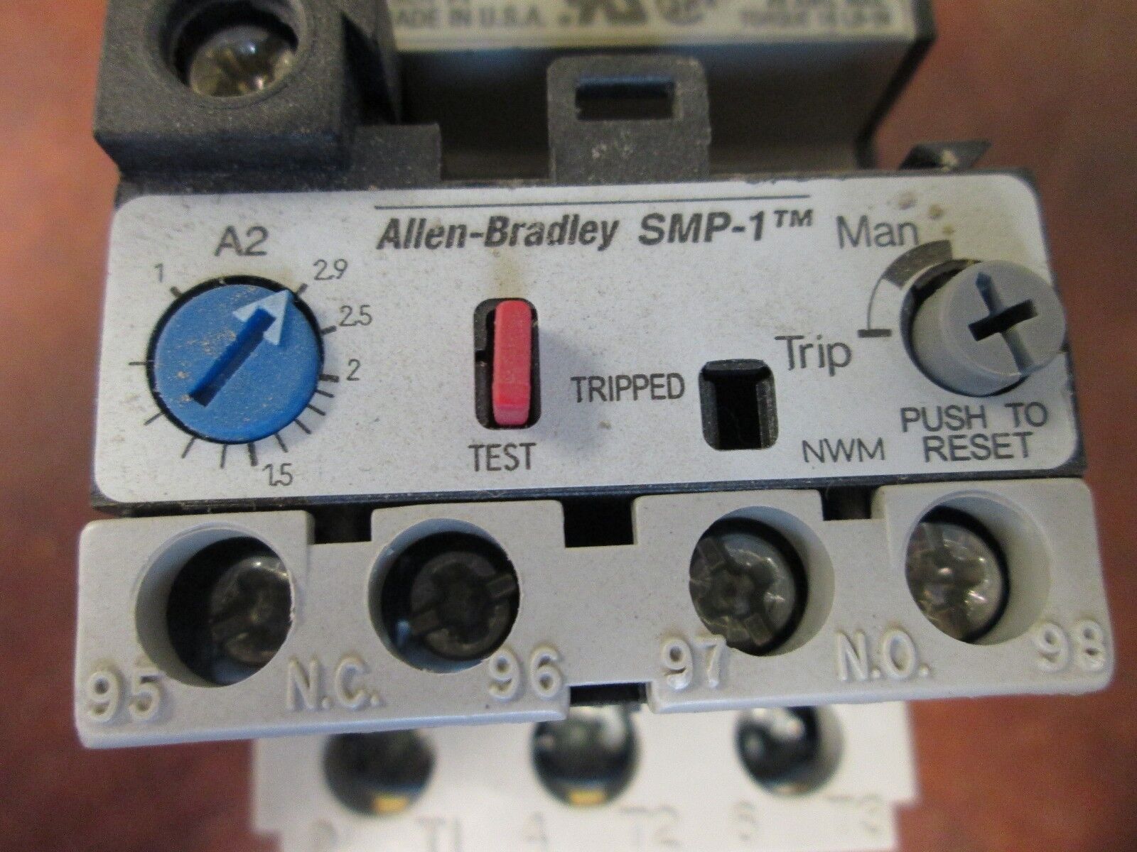 Allen-Bradley SMP-1 Solid State Overload 193-A2D1 Range: 1 - 2.9A w/ Base Used