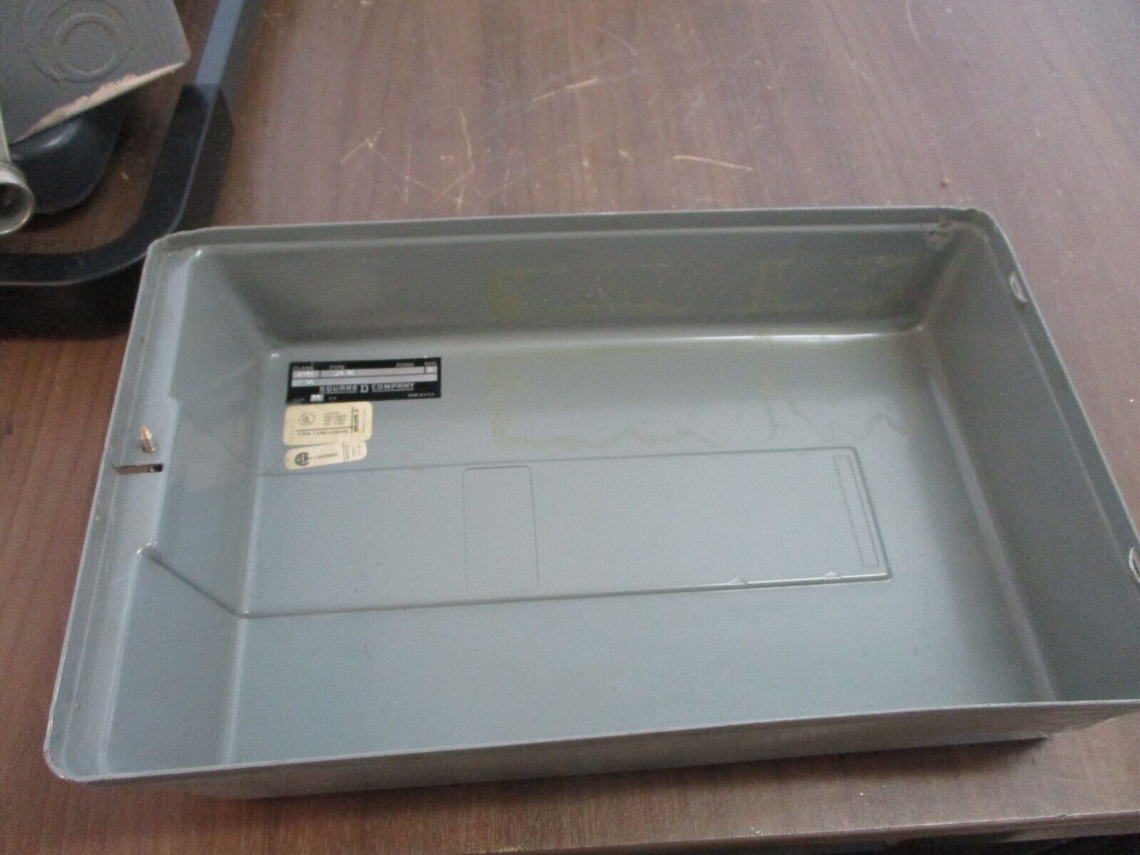 Square D Enclosed Lighting Contactor 8903 LXG60 Ser. B 120V Coil *Bent Cover*