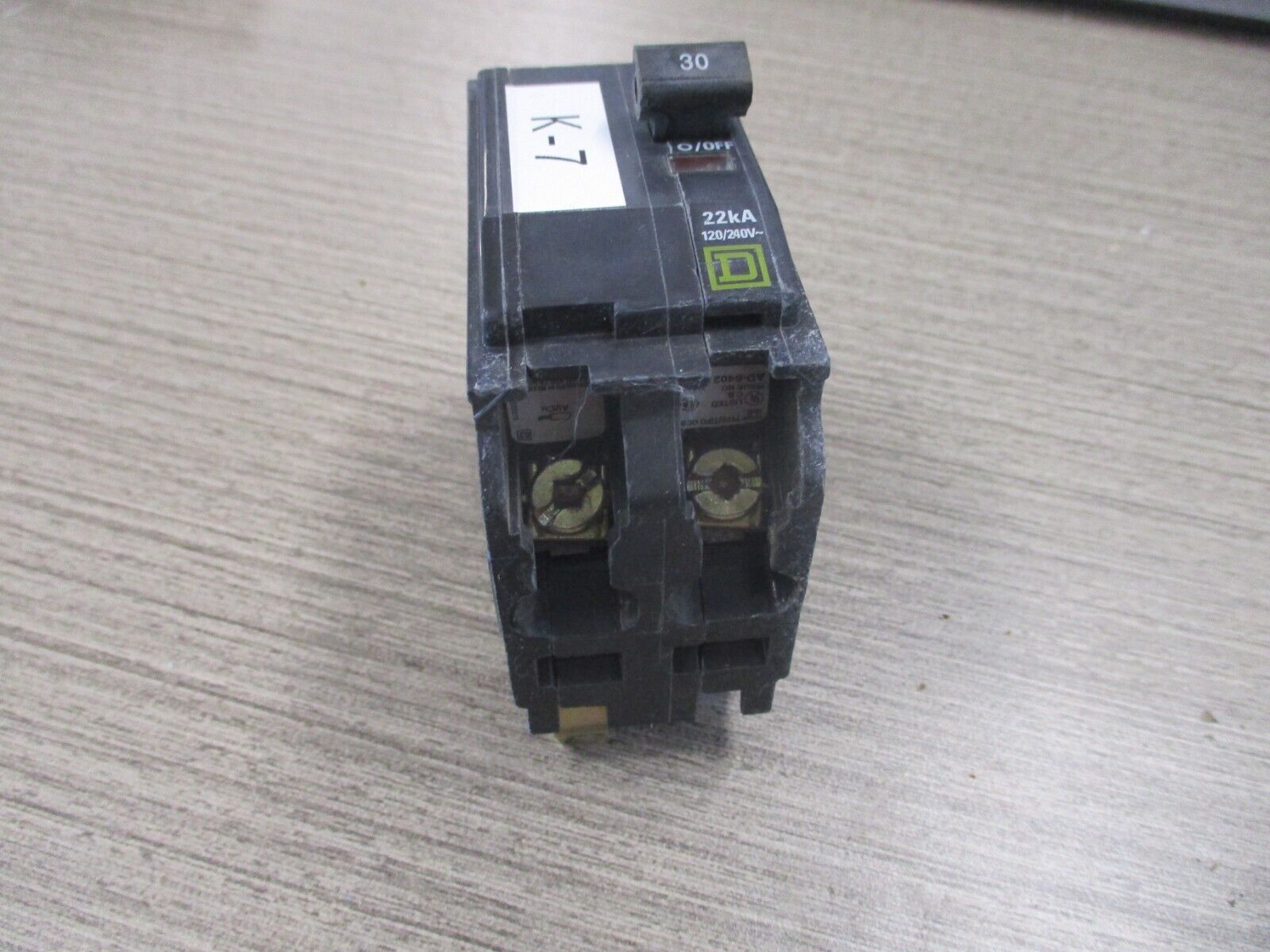 Square D Bolt-On Circuit Breaker QOB230VH 30A 120/240V 2P 22KA Used