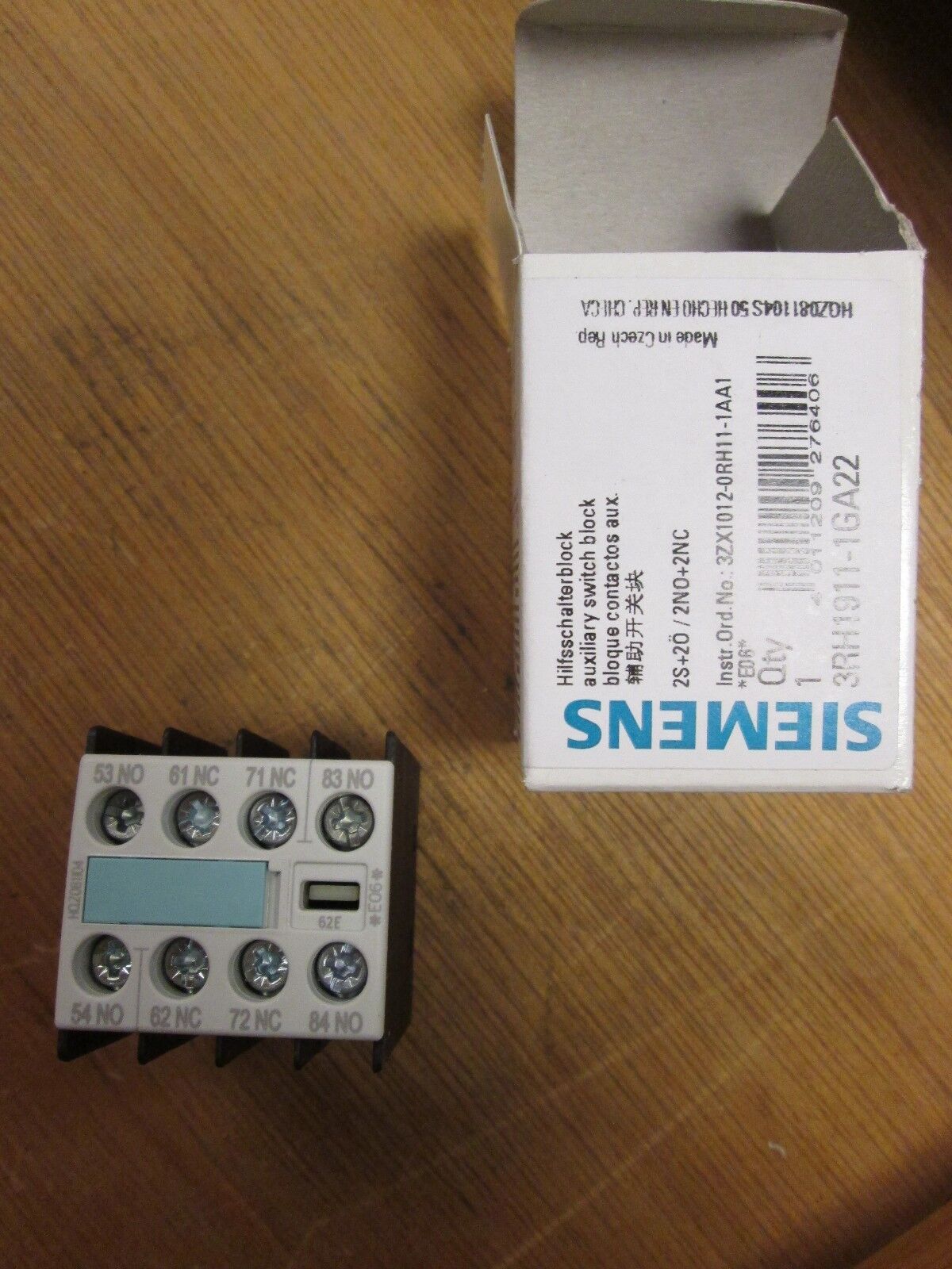Siemens Auxiliary Switch Block 3RH1911-1GA22 2 NOs 2 NCs New Surplus