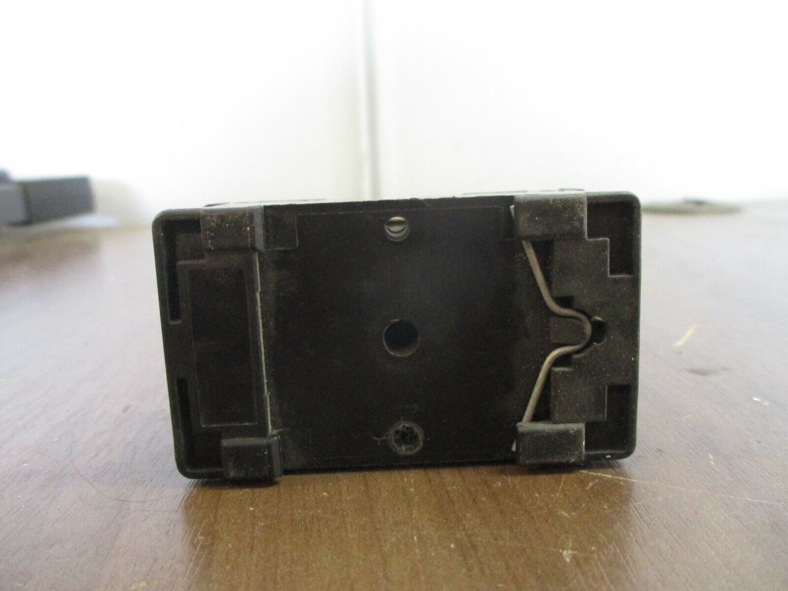 Deltrol Controls Relay 105A 10A DPDT 120V Coil w/ Base *Lot of 2* Used