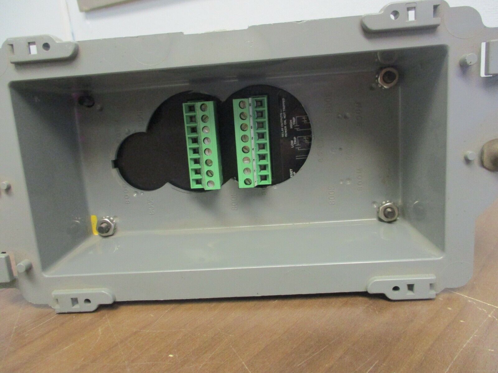 Load Controls Motor Minder PMP-25 Input: 120VAC 60Hz 3Ph Output: 4-20mA Used