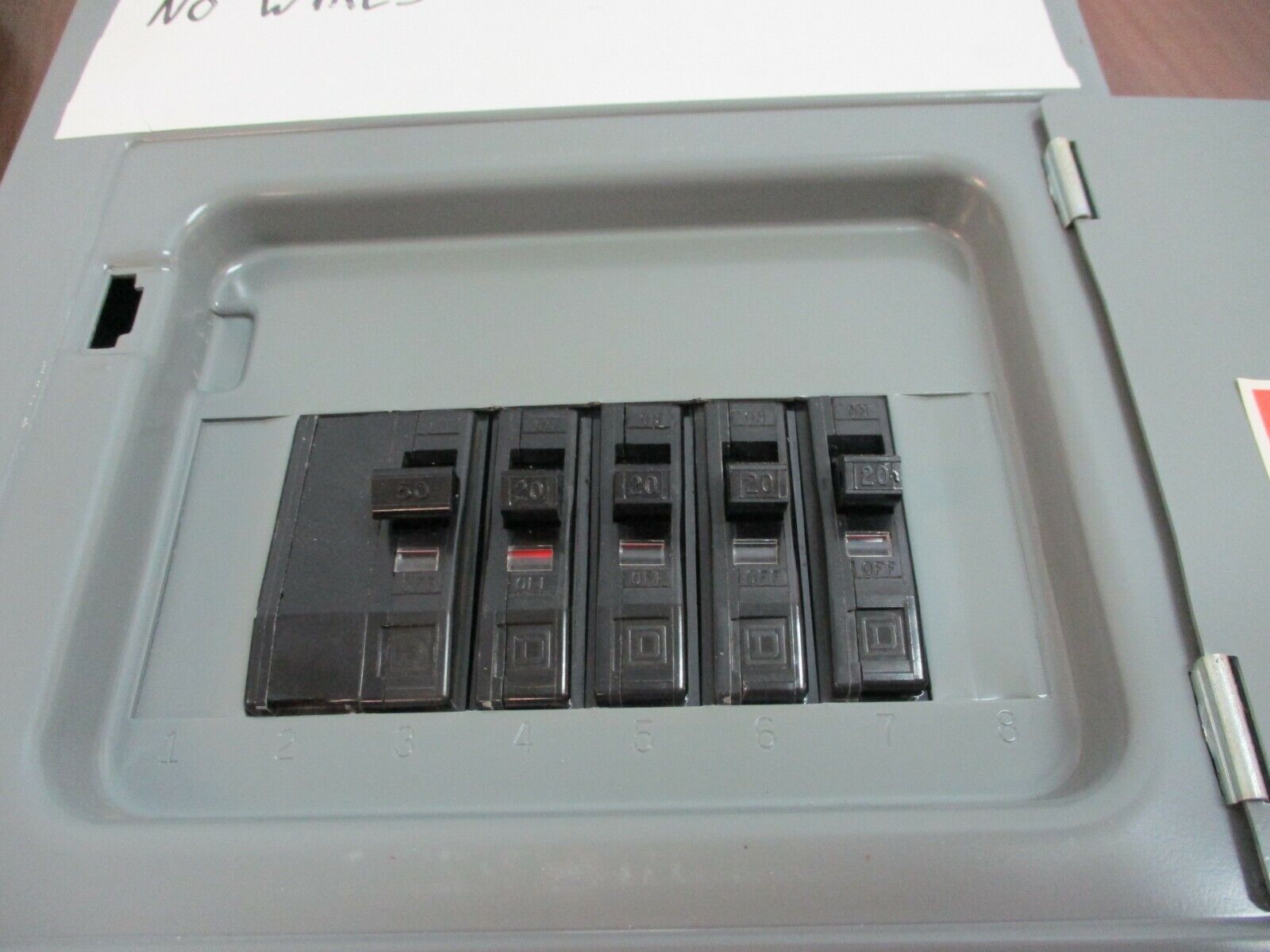 Square D QO Load Center QO6-12L100D 100A 120/240V Breakers: 1 50A 2P, 4 20A 1P