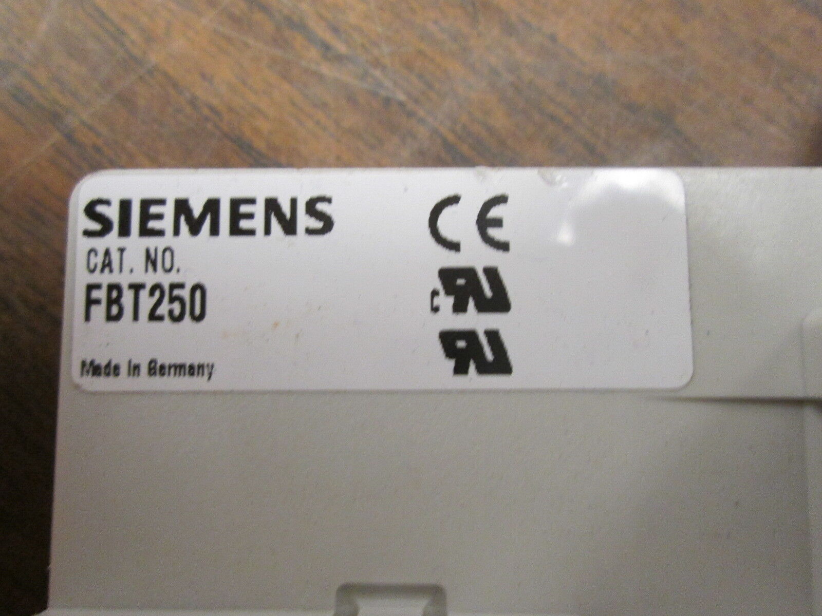 Siemens Fast Bus Terminal Bar FBT250 Used