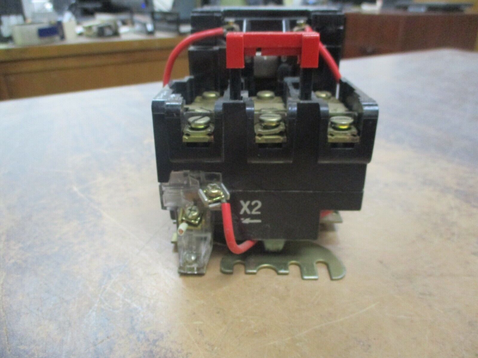 Square D Size 0 Starter 8536 SBG2 24V Coil 600V Used