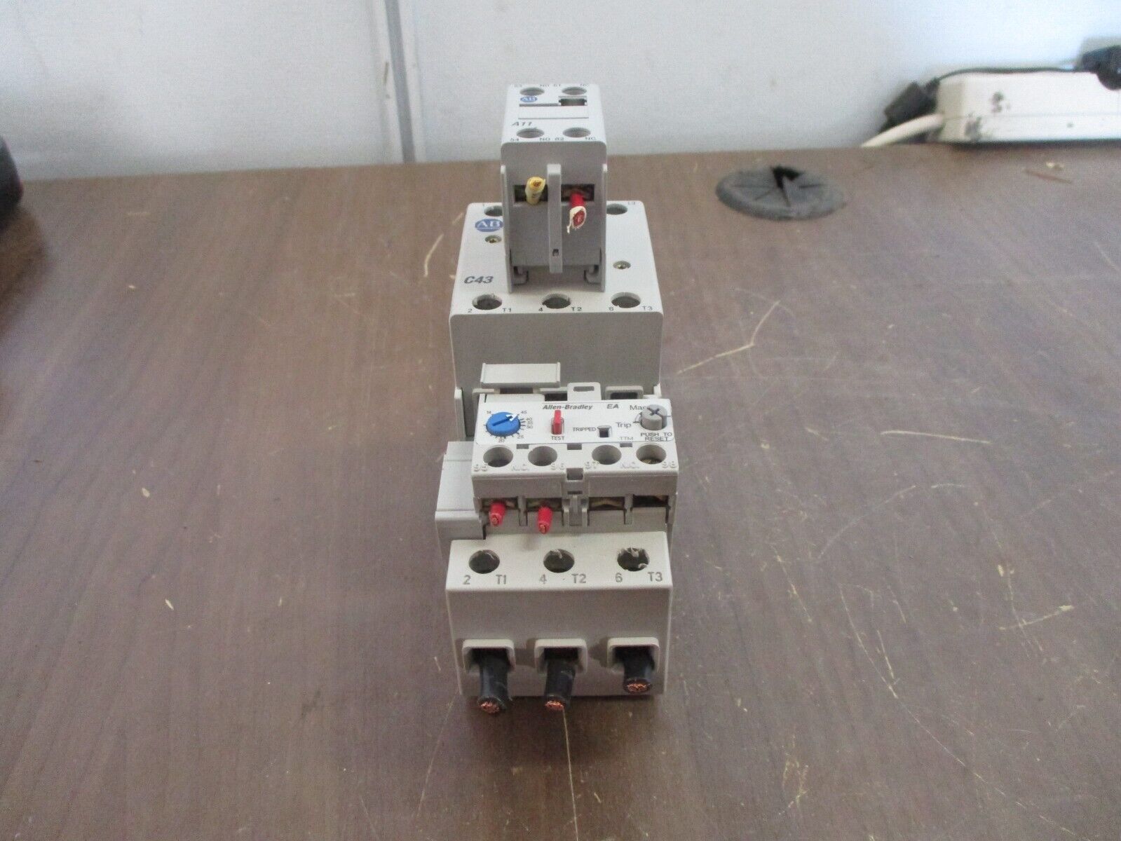 Allen-Bradley Starter 100-C43*00/193-EA2JD 120V Coil Trip: 14-45A Used