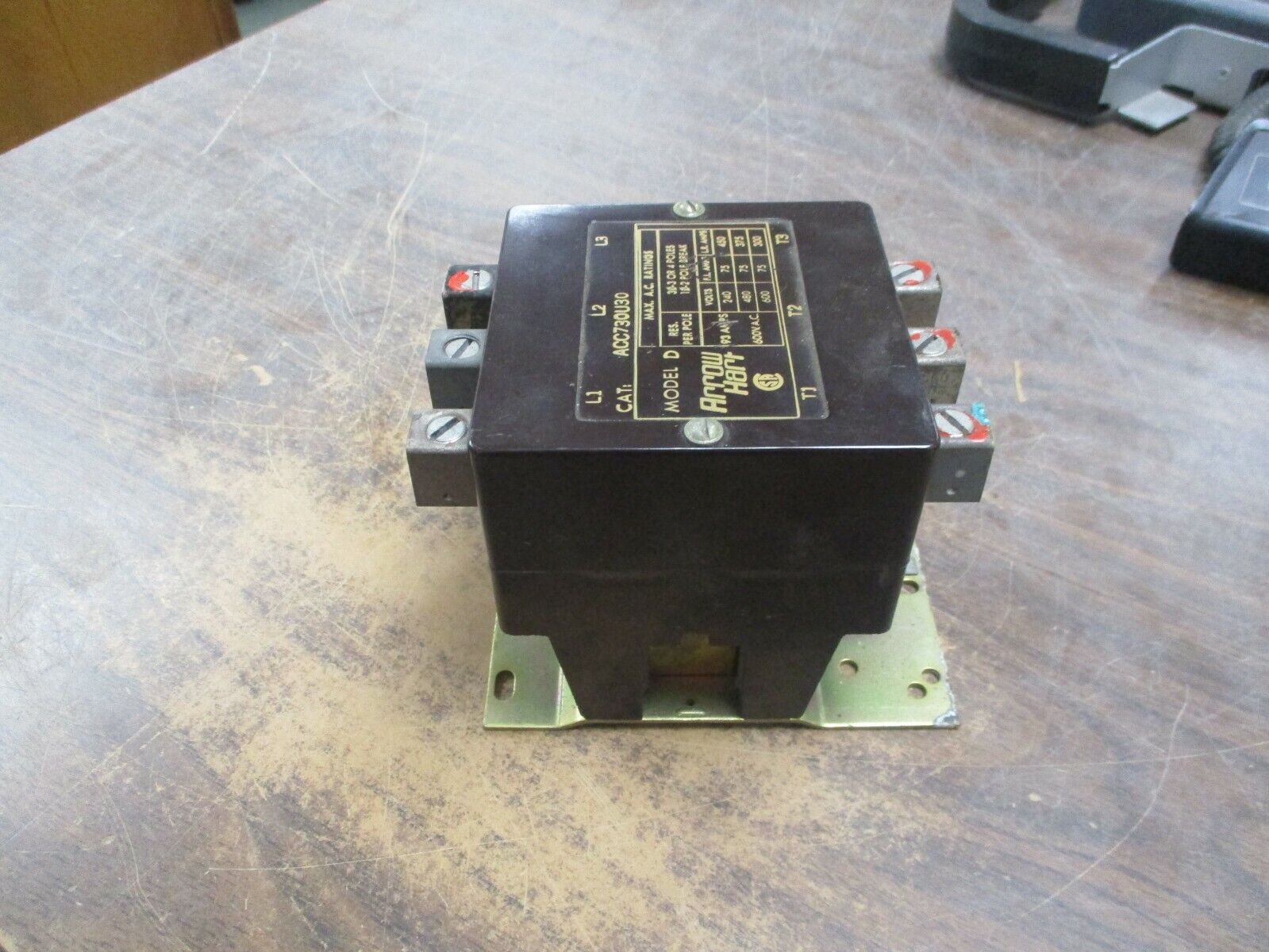 Arrow Hart Model D Contactor ACC730U30 208-240V Coil 75A 600V Used