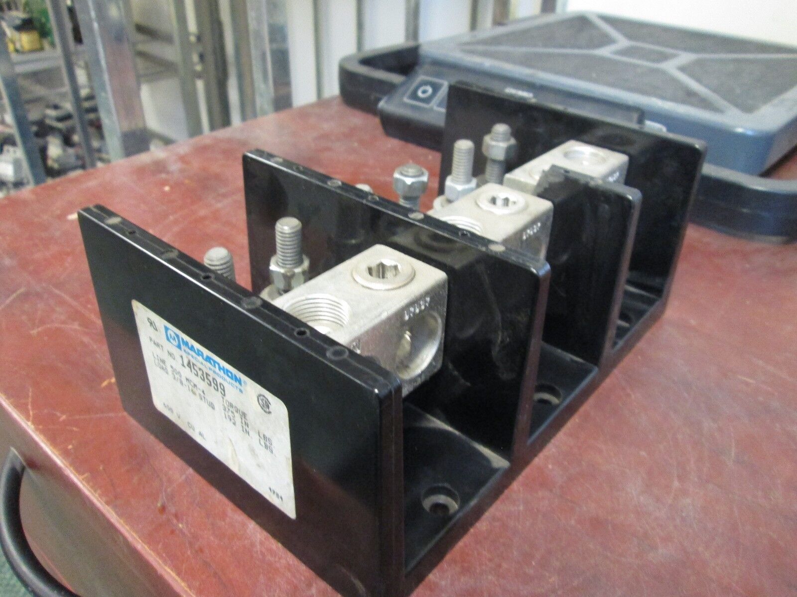 Marathon Power Distribution Block 1453599 Line(2) 500MCM Load(2) 3/8" Studs 3P