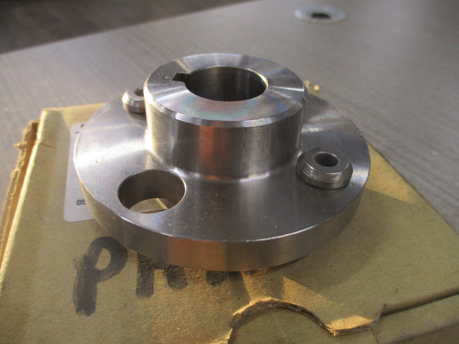 Rexnord Hub 116106 5/8" New Surplus