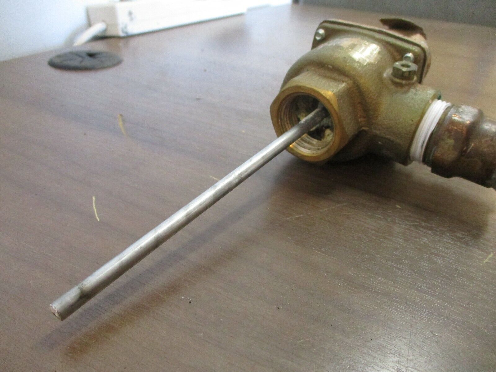 Watts Relief Valve M12 Size: 1in Used