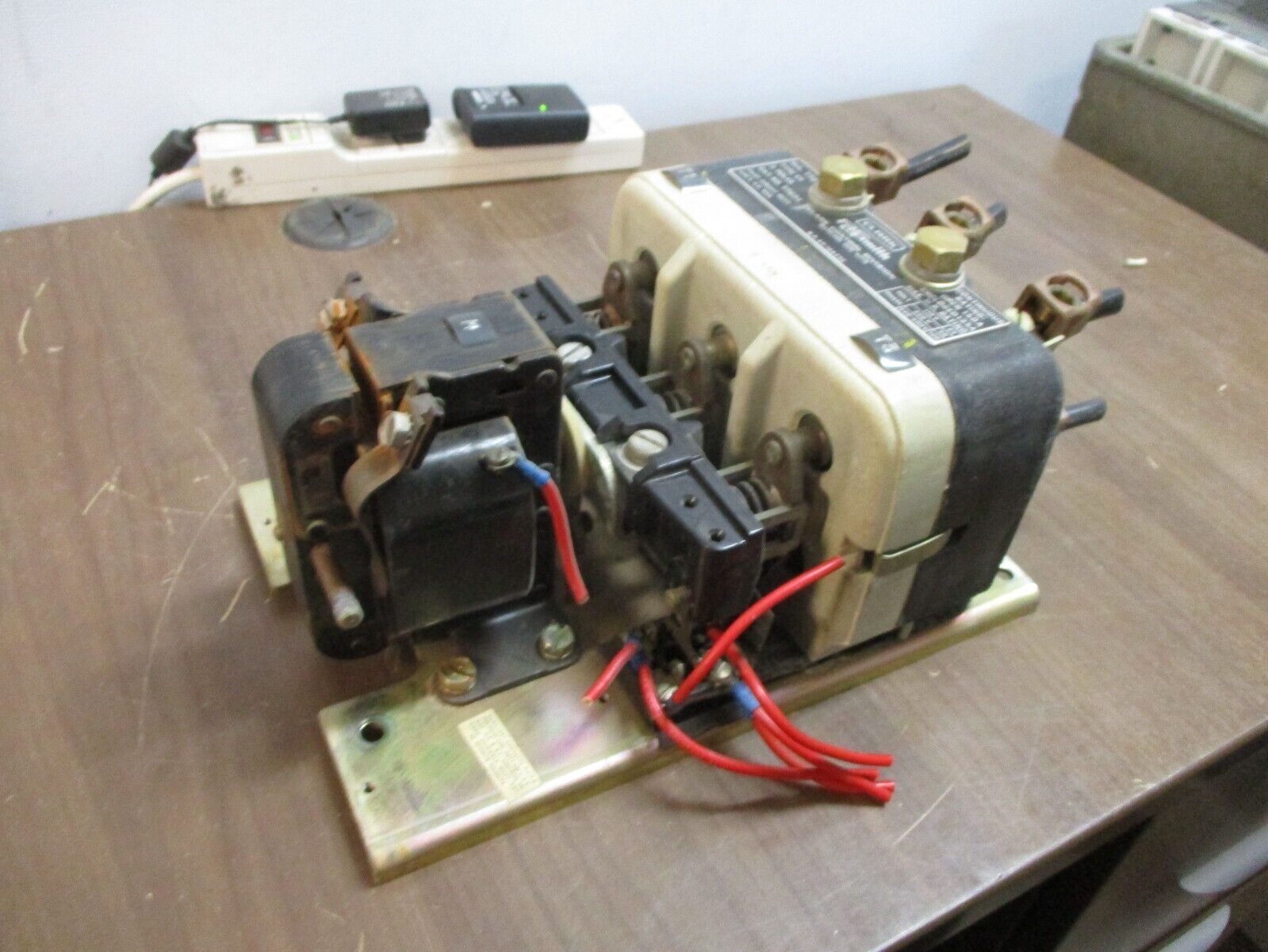 Clark / AO Smith Contactor 77U34 150A 600V 3P Used