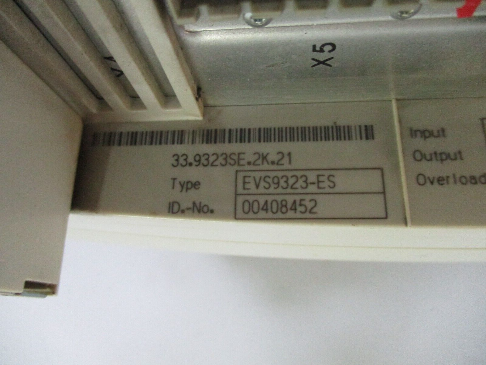 Lenze Servo Controller EVS9323-ES Input: 3Ph 400/480V 3.9A 3.2kVA 50/60Hz Used