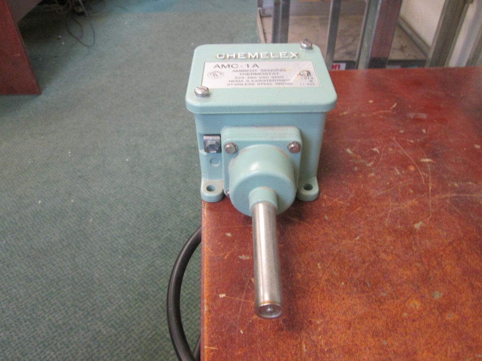 Chemeflex Ambient Sensing Thermostat AMC-1A 22A 480VAC Nema 4x Used