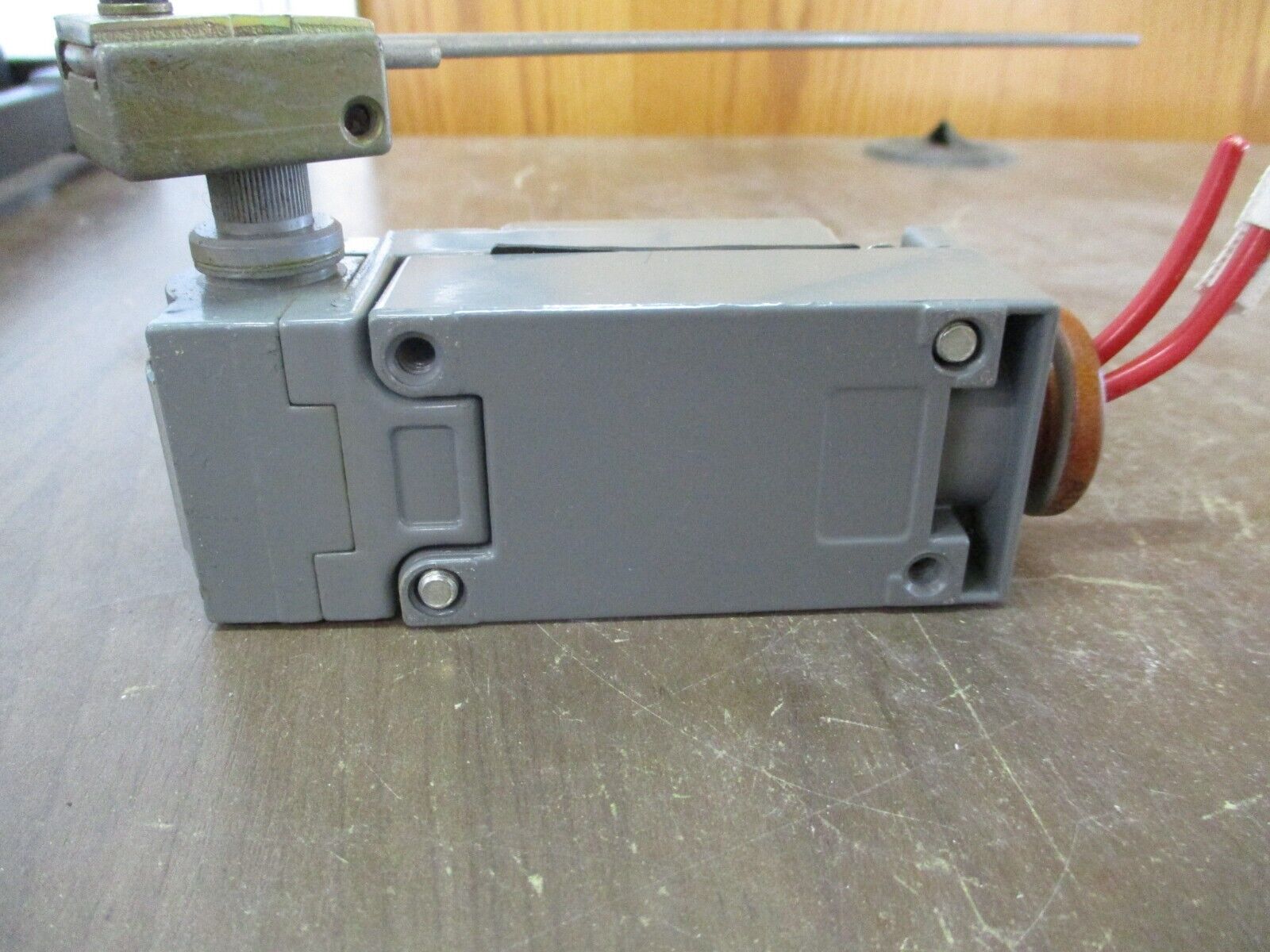 Square D Limit Switch 9007 C54B2 Ser. A Type 6P Used