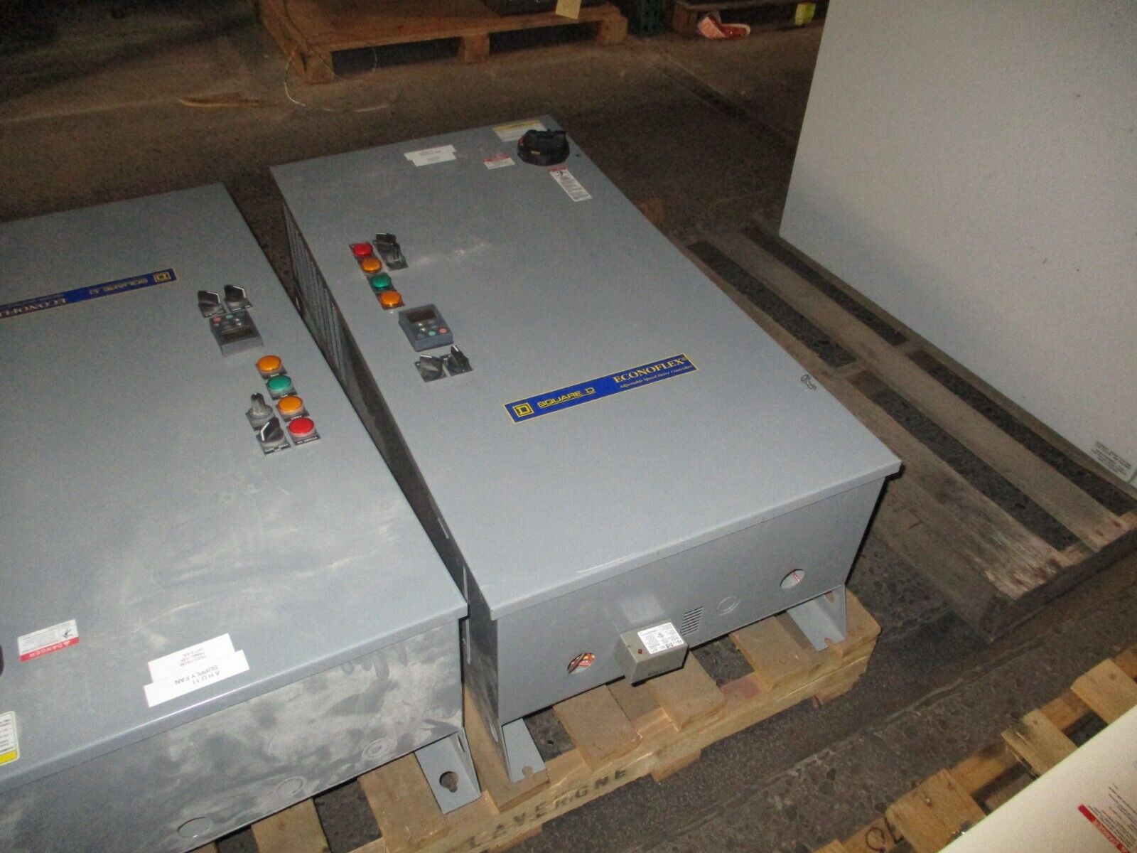 Square D EconoFlex Altivar AC Drive w/ Bypass 8839 58EJG4VY Ser. A 15HP 3Ph Used