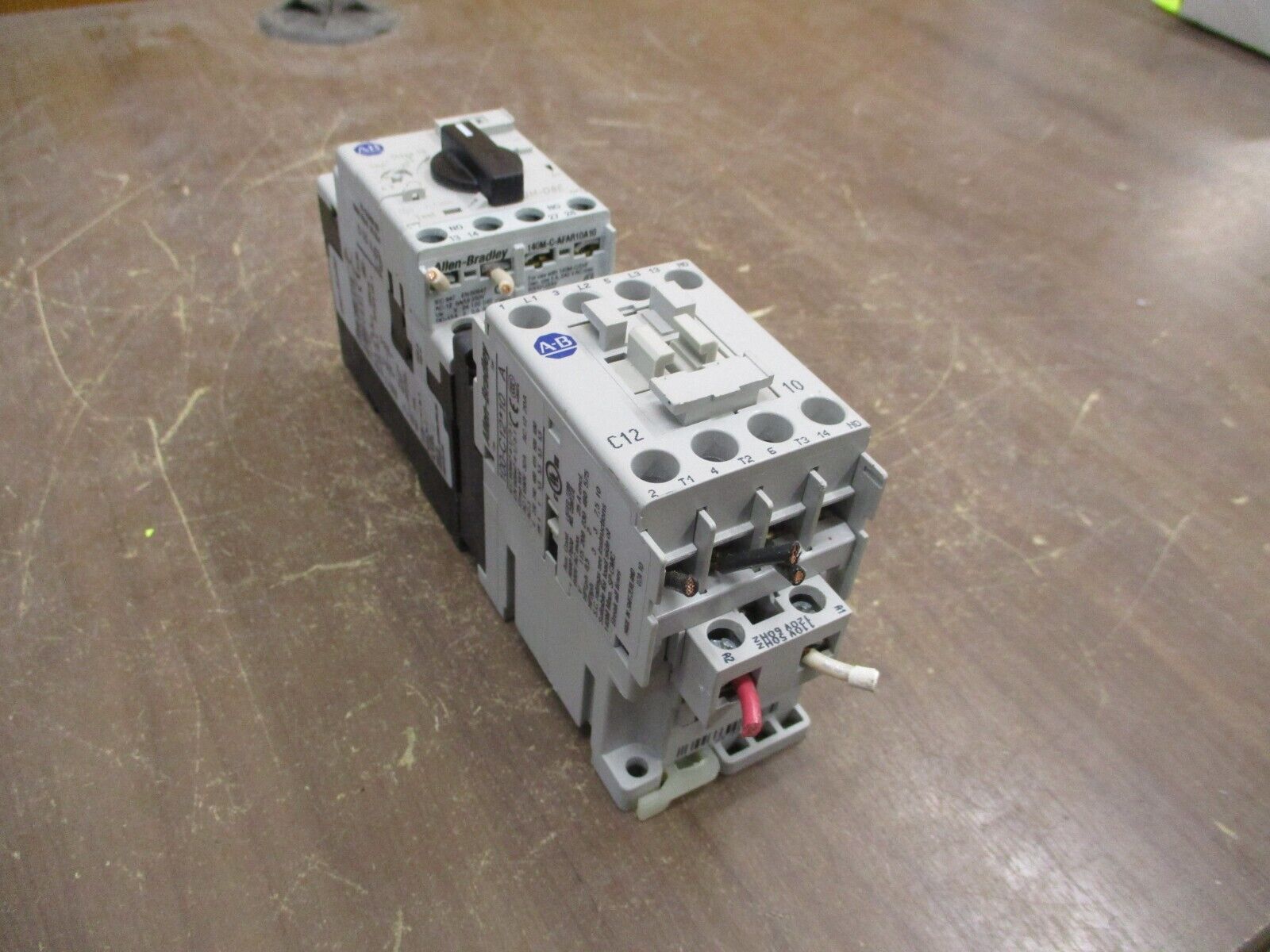 Allen-Bradley Starter 100-C12*10 / 140M-D8E-C10 120V Coil Trip: 6.3-10A Used