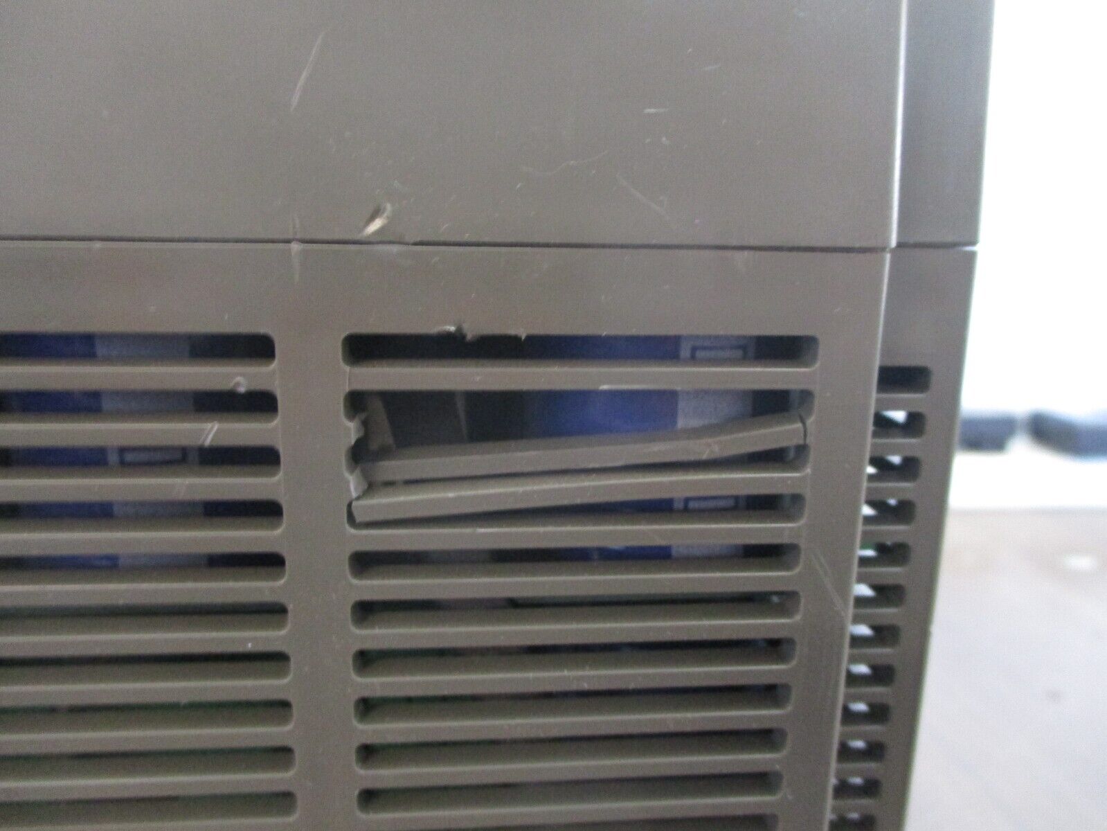 Industrial Indexing Systems Delta Servo Drive DS-50 / RA *Chipped Corner & Vent*