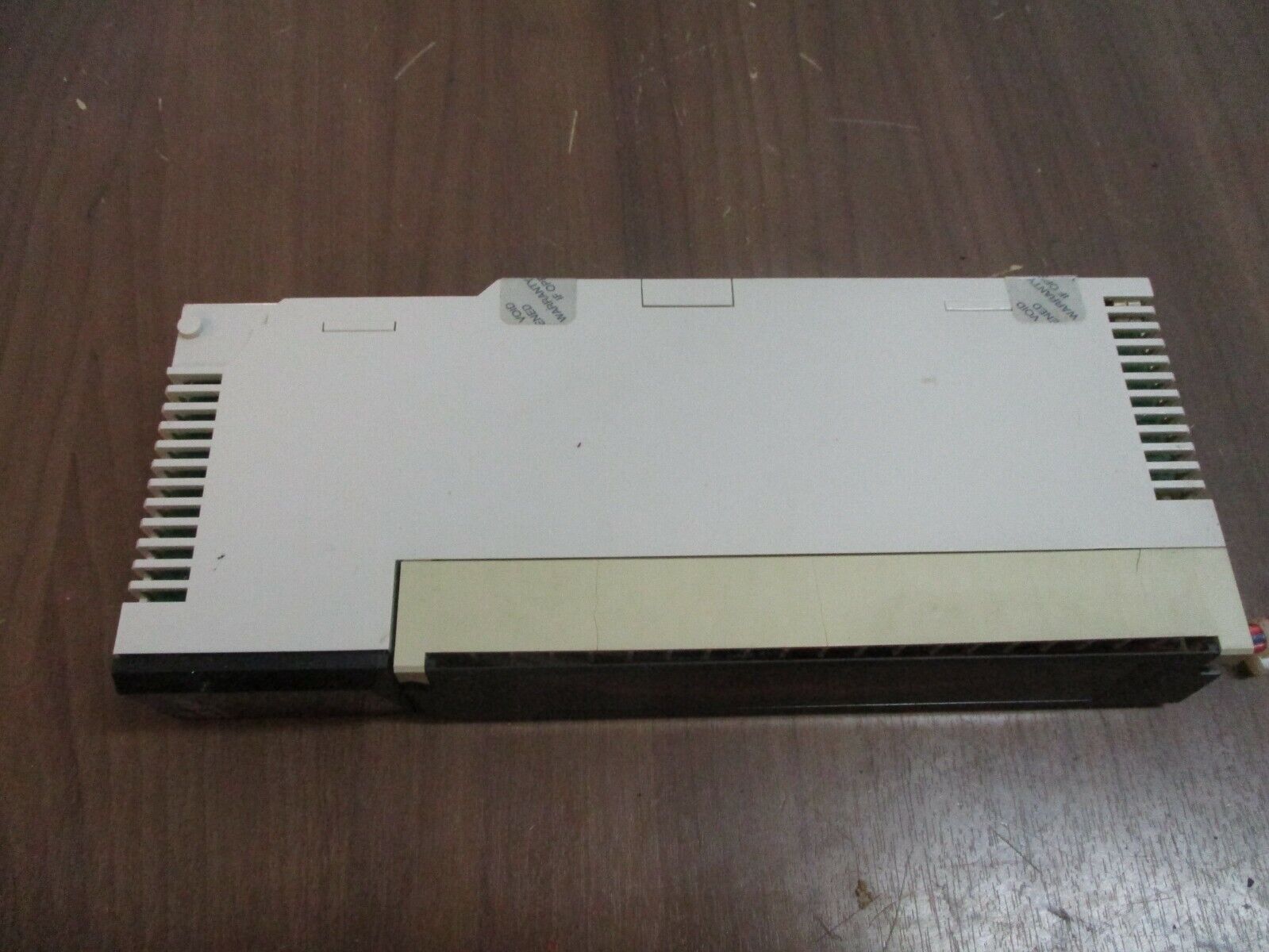 AEG Modicon DC Output Module 140 DDO 353 00 24V 4x8 Source 0.5A/Pt Used