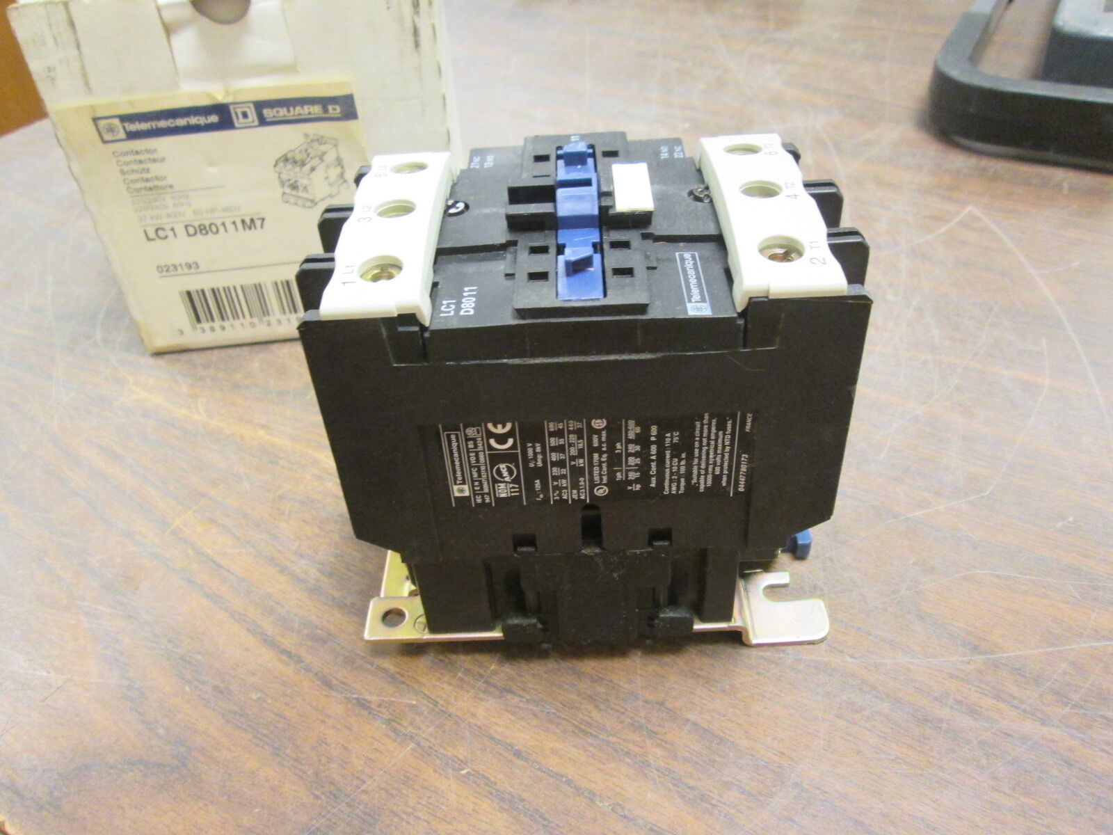 Square D Contactor LCI D8011M7 220/240V Coil New Surplus