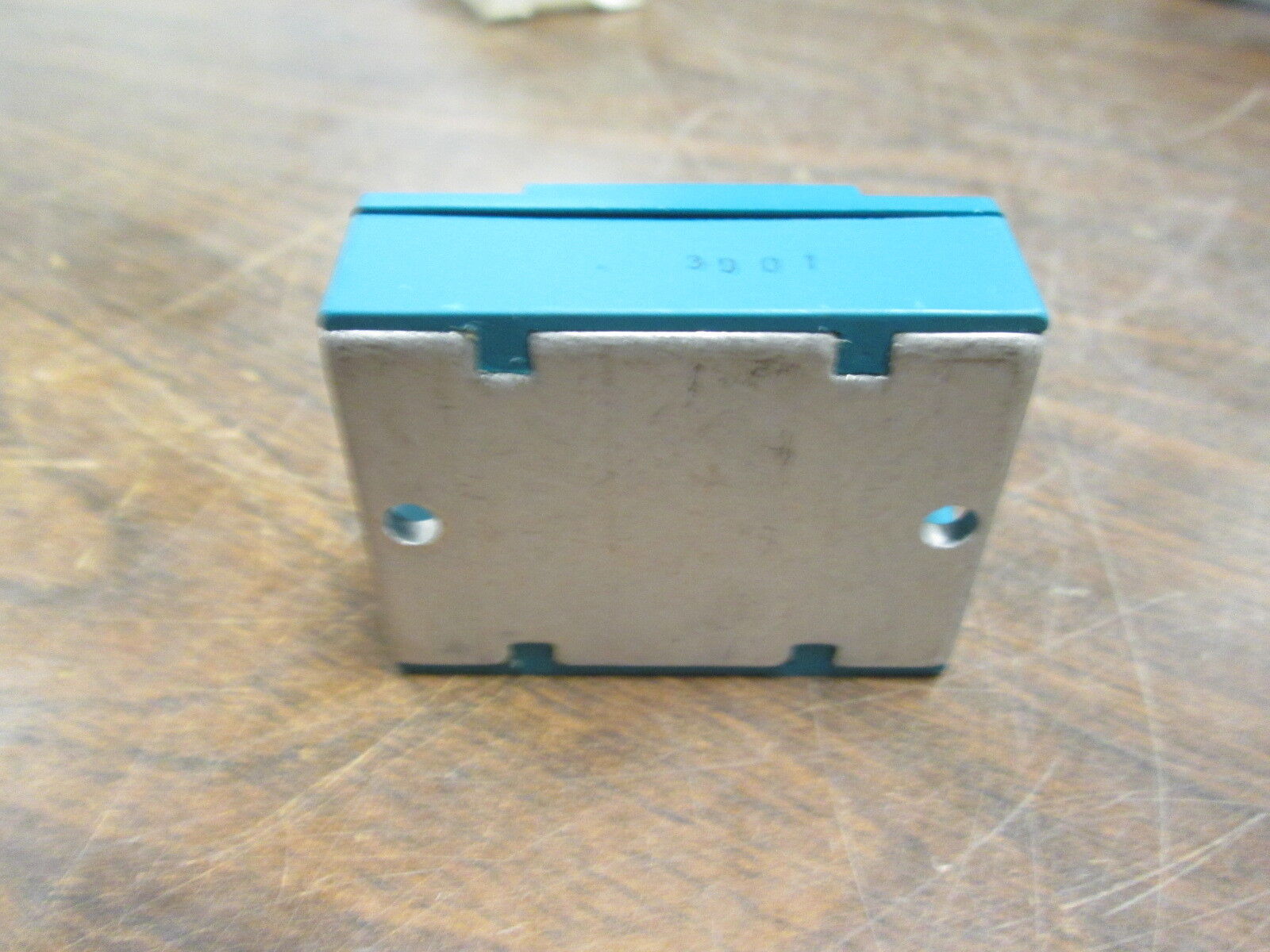 Continential Industries Solid State Relay S505-0SJ640-000 Input:4-28VDC New Surp