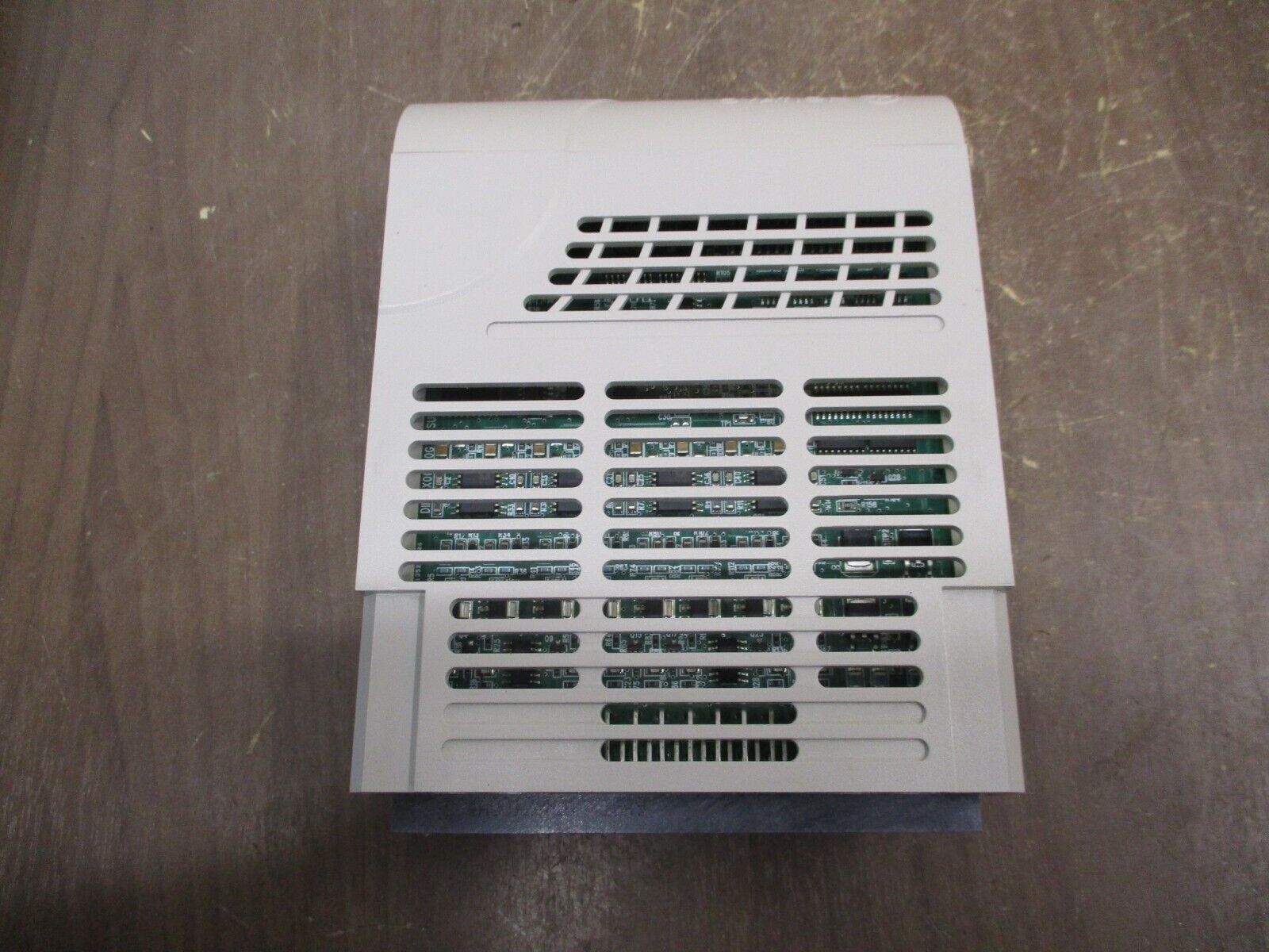 Emerson Ovation Analog Output Hart Module 5X00062G01 *Cracked Case* Used