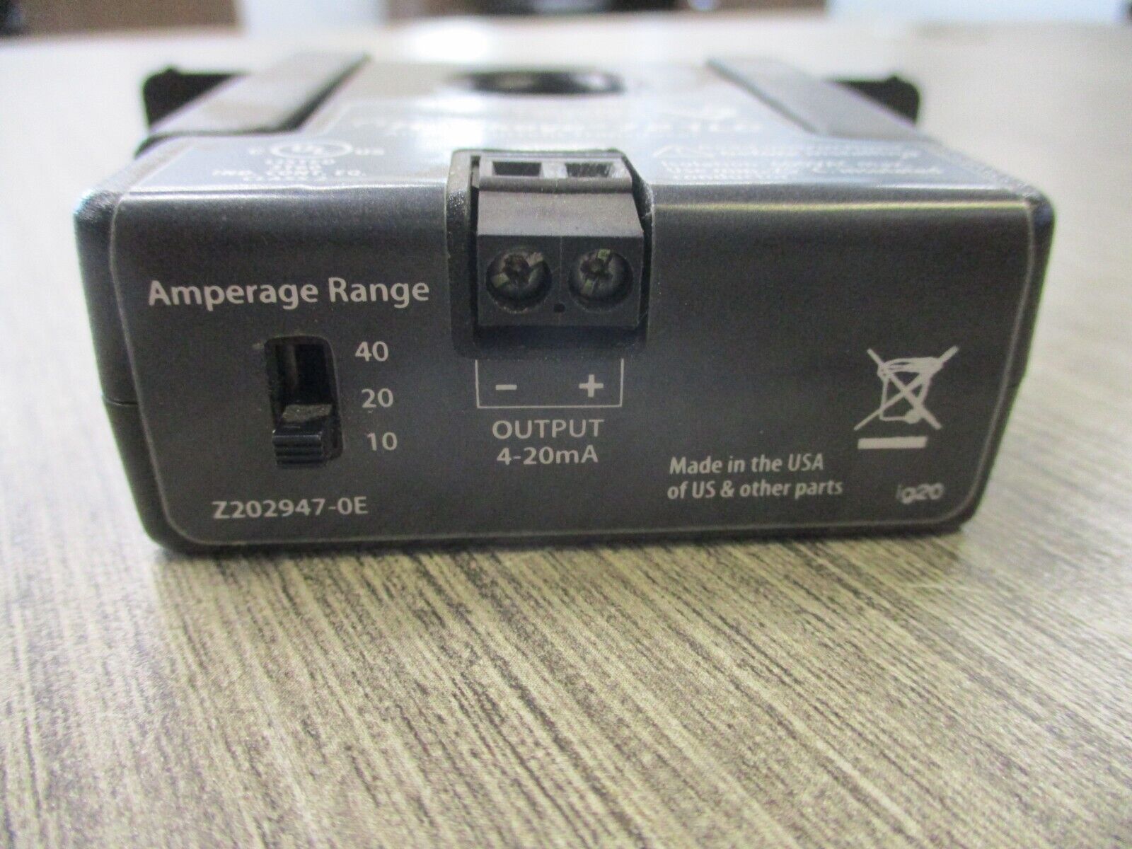 Veris Hawkeye Analog Current Transducer 721LC output: 4-20mA Used.